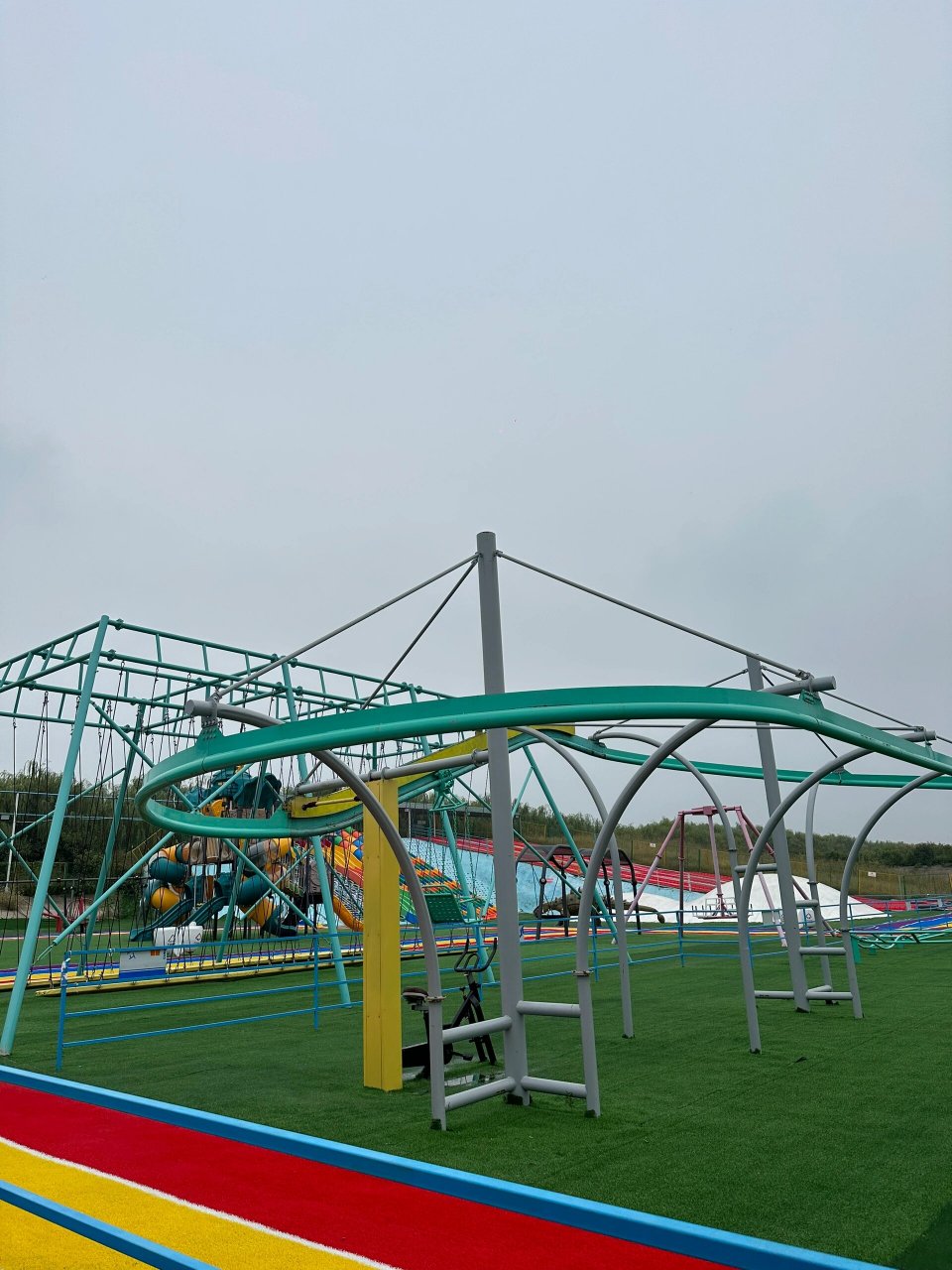 蛟龙航空主题乐园 国庆放假不知道带孩子带女朋友带老人去哪里玩的有