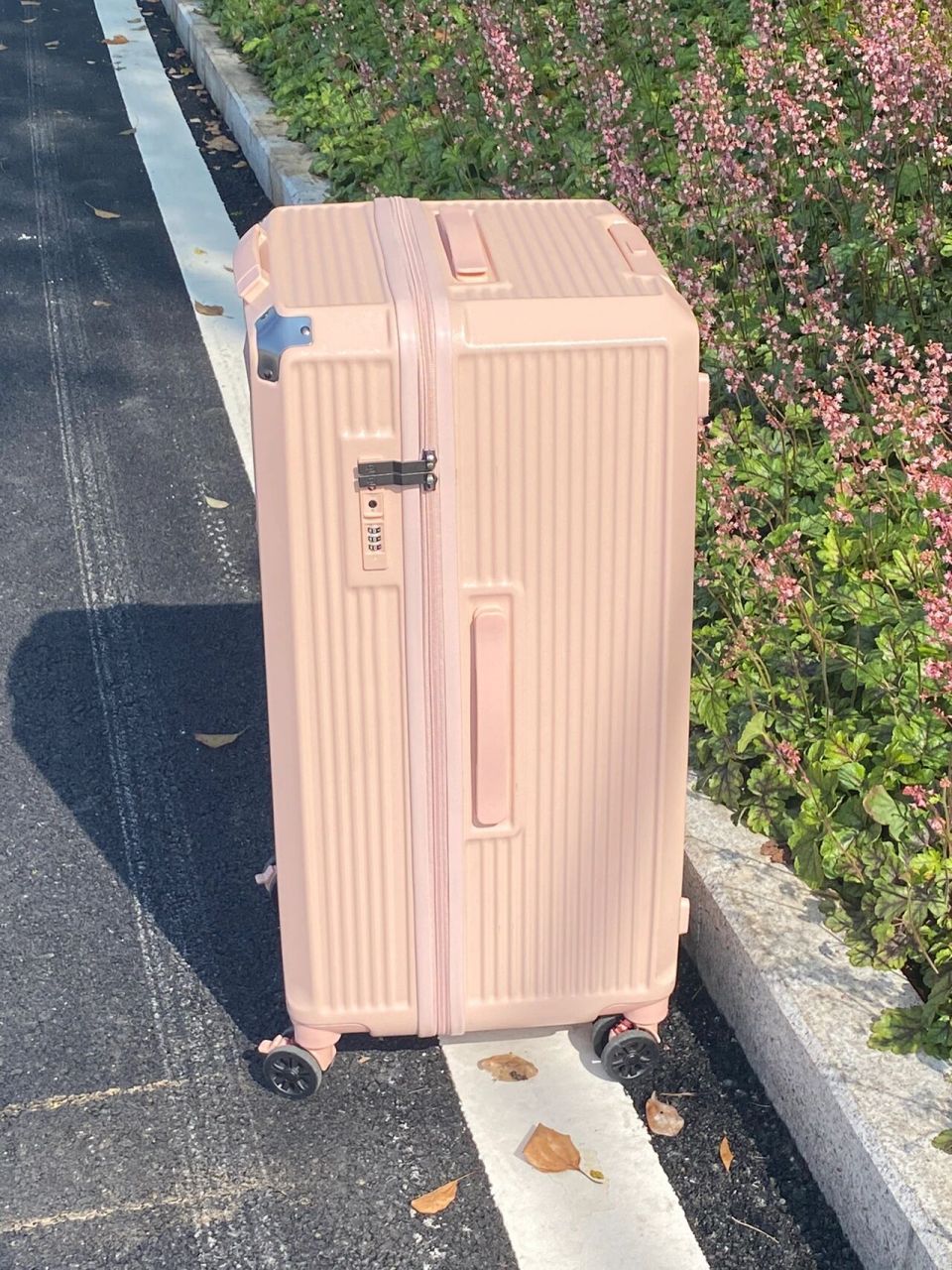 30寸粉色96行李箱|感觉好能装 有姐妹们说这个30寸的行李箱07像