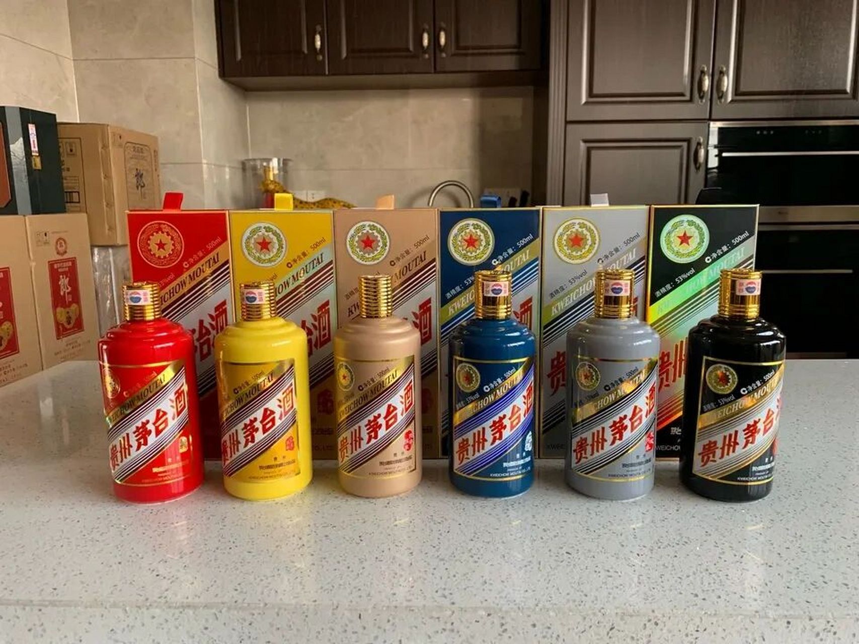 还差三年凑齐全套12生肖茅台! 从2014年首次推出的马茅那会,发行价849