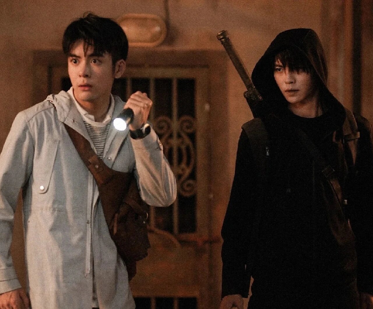 张起灵吴邪图片