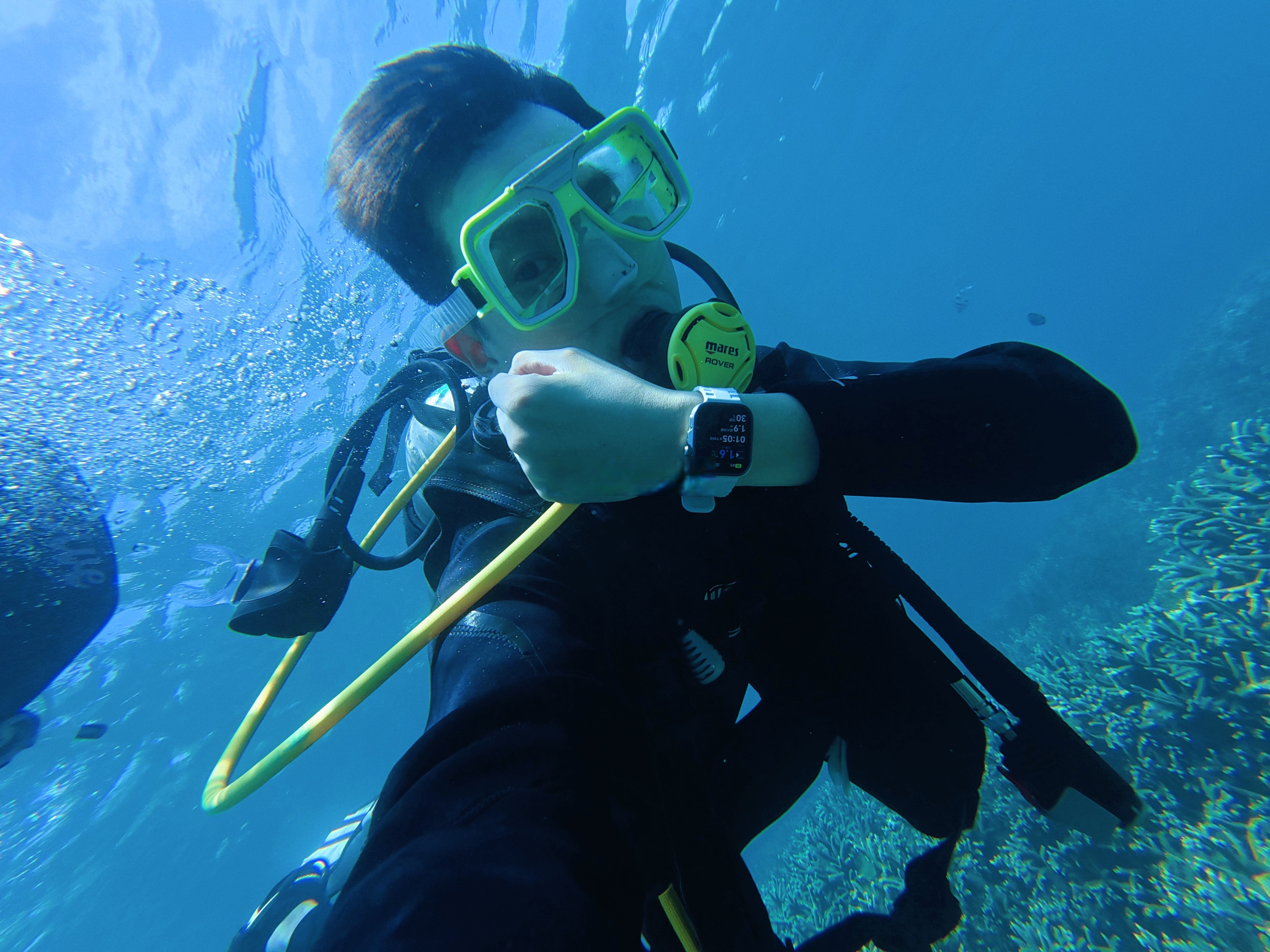 哈哈 有和伍老师来海边拍摄了