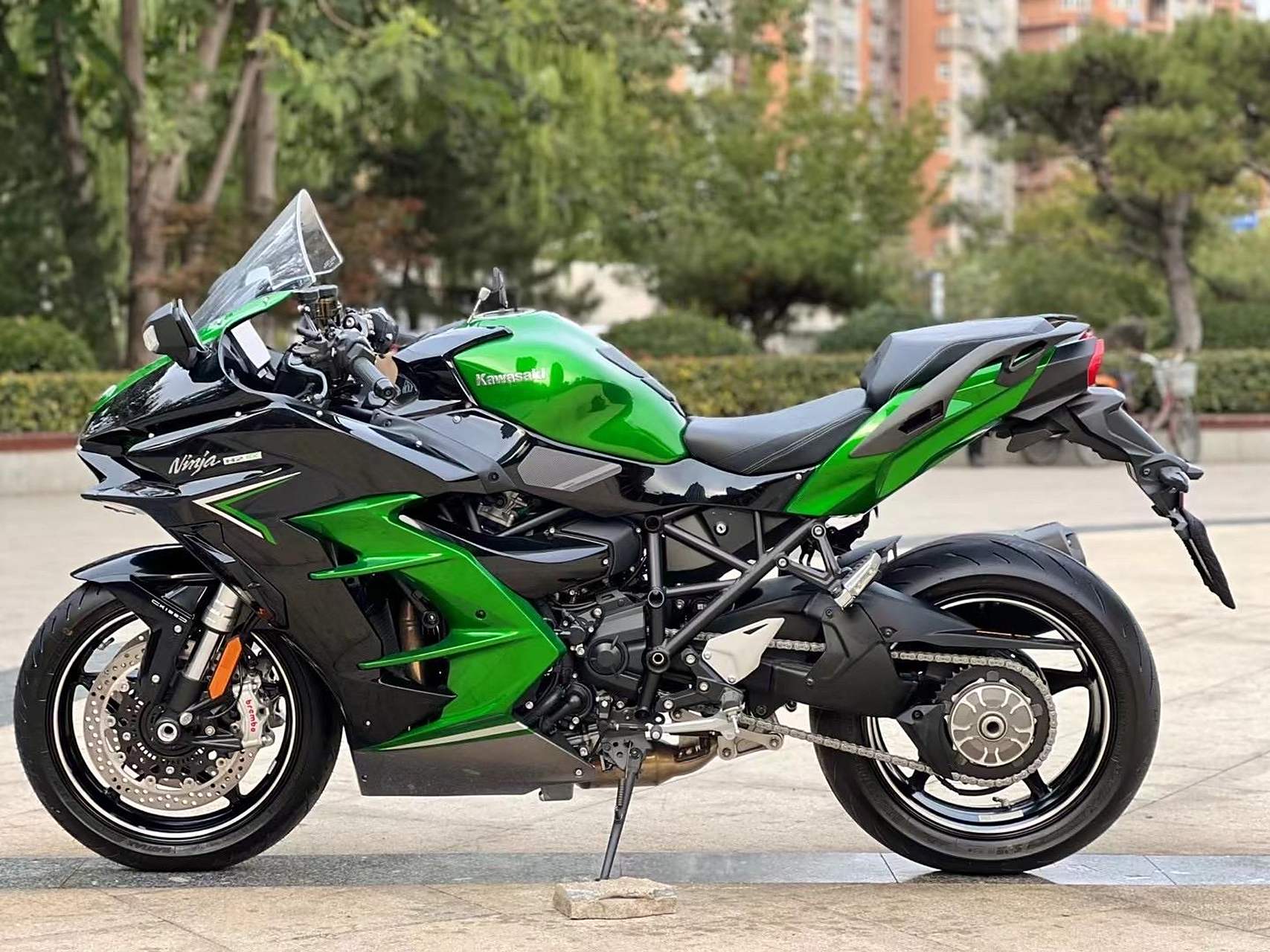 2023年 川崎-h2sxse,个人一手,实表300多公里,新车一台,配置到顶,价格