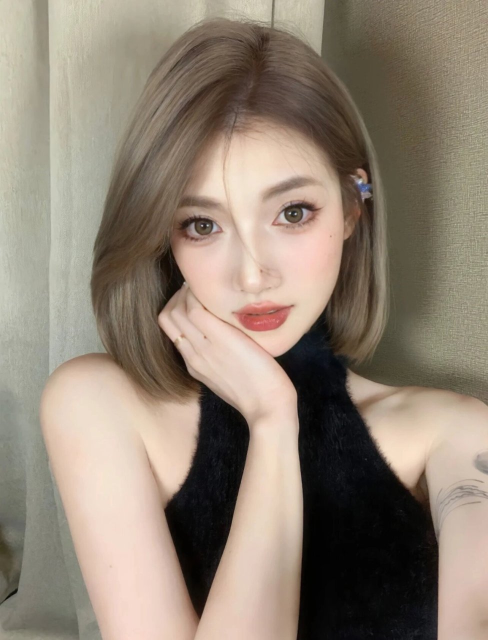 短发女生一定要染的一款发色 真的好绝 7878亚麻色系的发色真的很