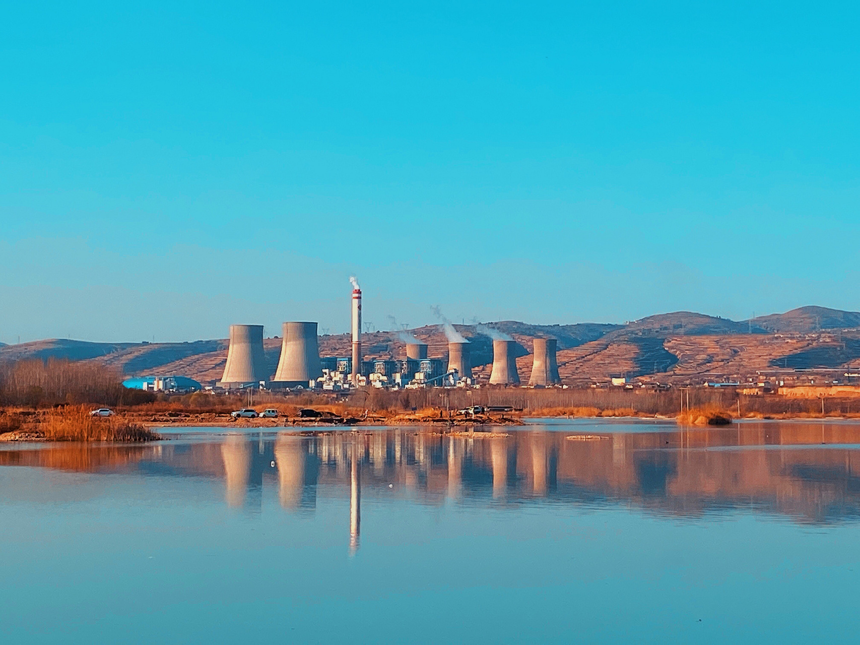 "宝鸡北海"—王家崖水库 带你去宝鸡看海 路线: 导航:陈仓区牛家滩村