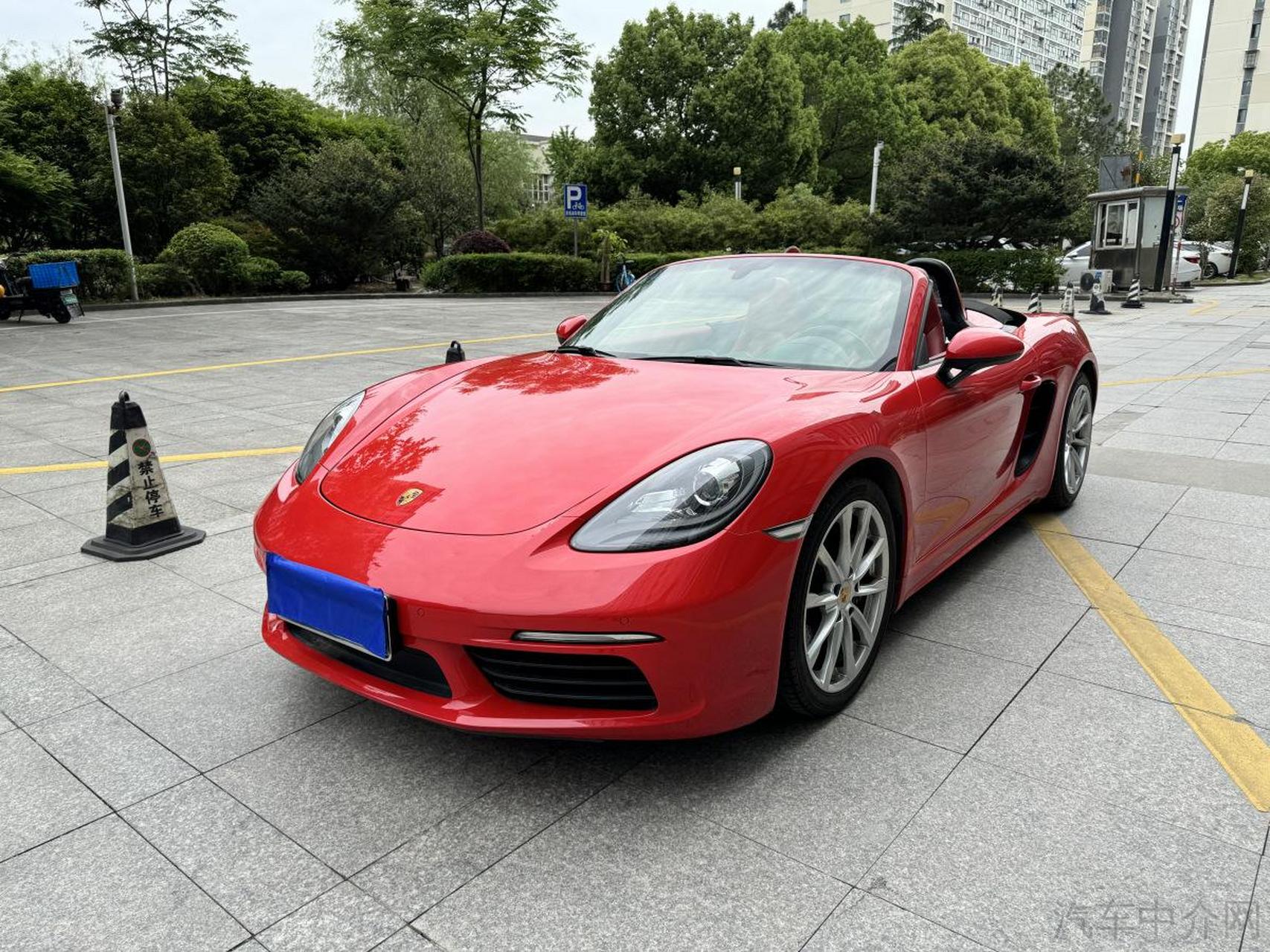 0售价.保时捷boxster718敞篷   2.0    售价:37.