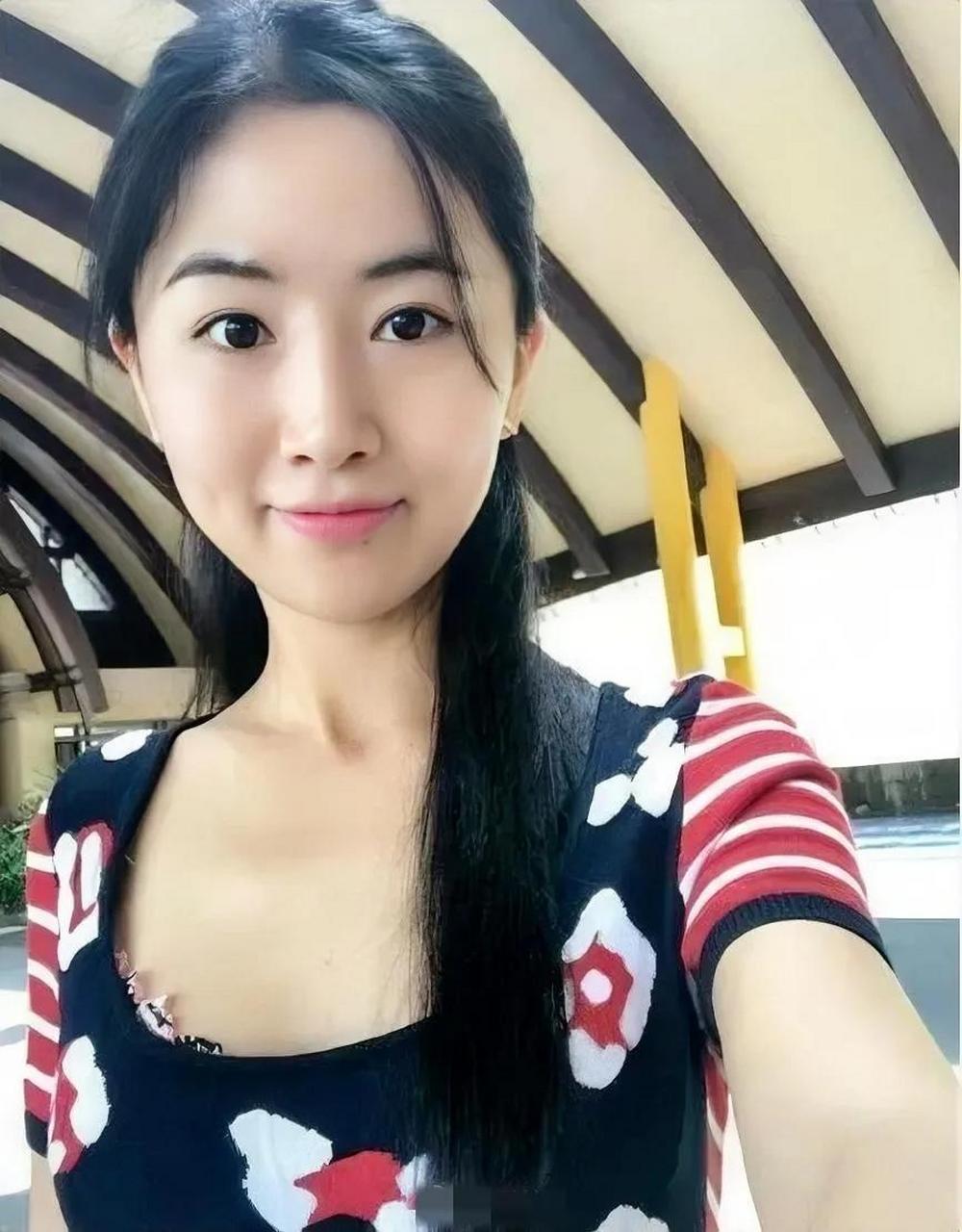 翟欣欣案一审宣判 翟欣欣退还苏享茂家属现金,汽车共近千万,撤销翟