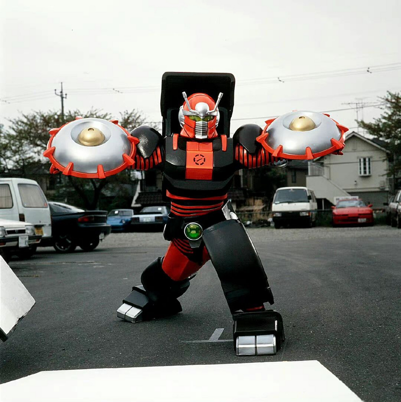 铁甲小宝 丸子轮 左滑启动超级变换形态