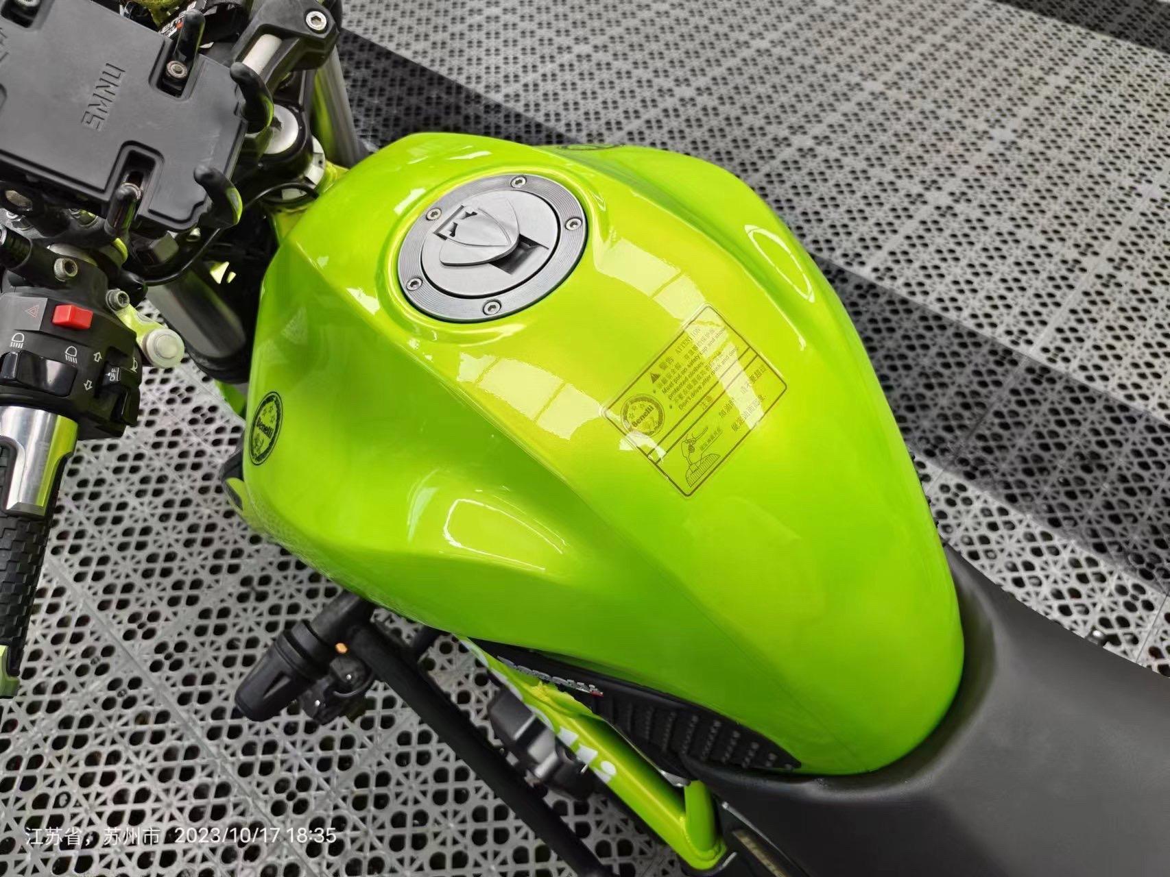 21年4月上牌,贝纳利蓝宝龙302s.