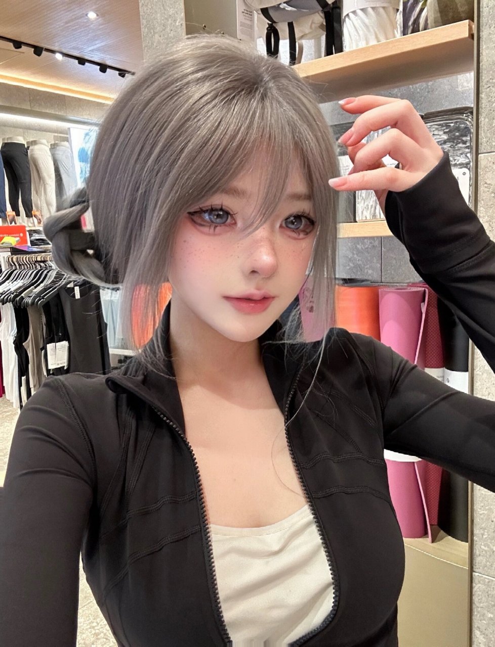 不是ai是真人|二次元m型刘海 爱死这个刘海了瞬间就有二次元漫画的