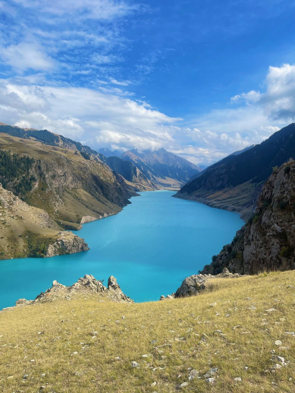 新疆小众秘境·蒂芙尼蓝的昭苏玉湖美哭了 昭苏玉湖美的太不真实了