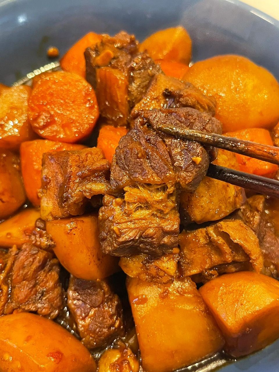 超简易免开火|电饭煲焖牛腩09    懒人必备电饭煲美食之胡萝卜