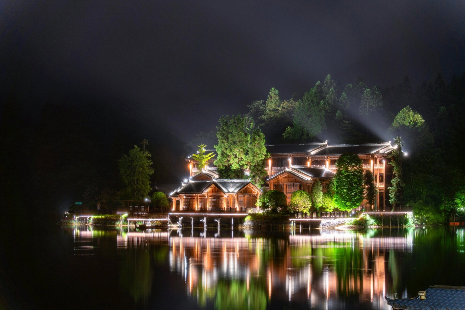 烟雨朦胧铜锣坝 铜锣坝国家森林公园位于云南省昭通市水富市.