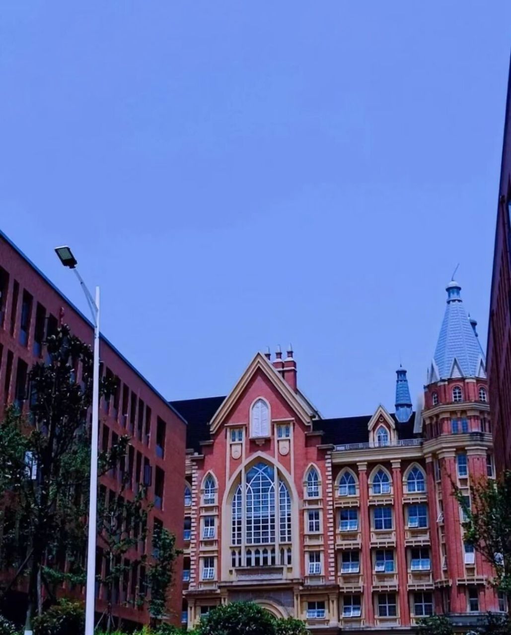 贵州黔南经济学院 贵州黔南经济学院邀你一起参加"跳蚤市场"活动,活动