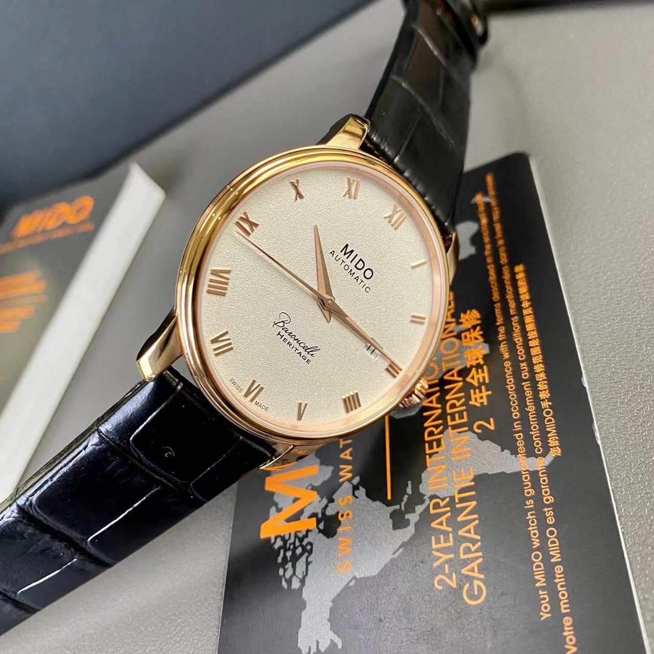 美度贝伦赛丽系列40周年纪念款,公价8500元,表径39mm.