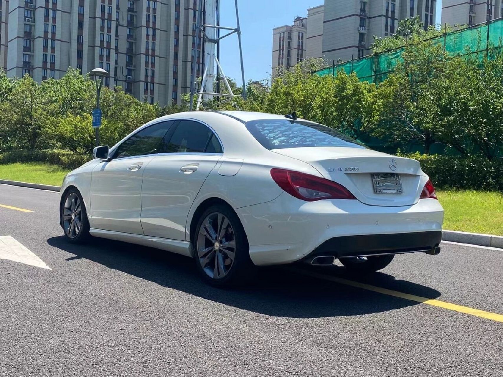 2016年奔驰cla200 无框车门14w 16年上牌车况精品 实表9万 原厂选装