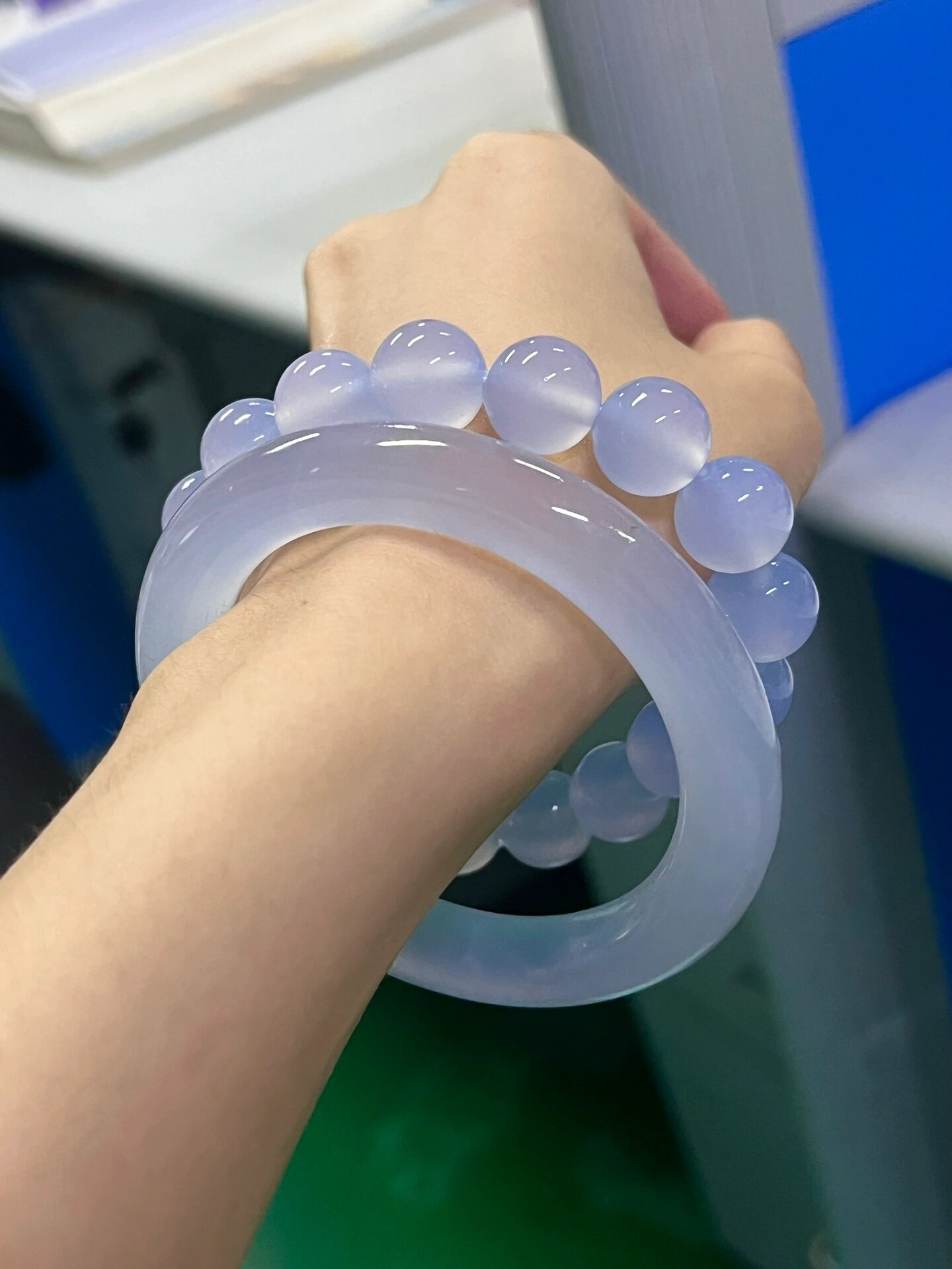 仙女紫的土耳其蓝玉髓圆条