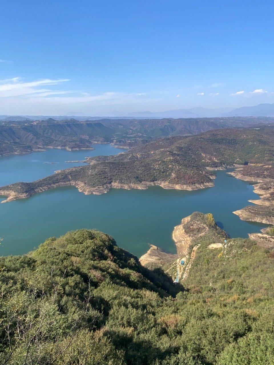 河南省济源市黄河三峡:景区由孤山峡,龙凤峡和八里峡等景点组成,山水