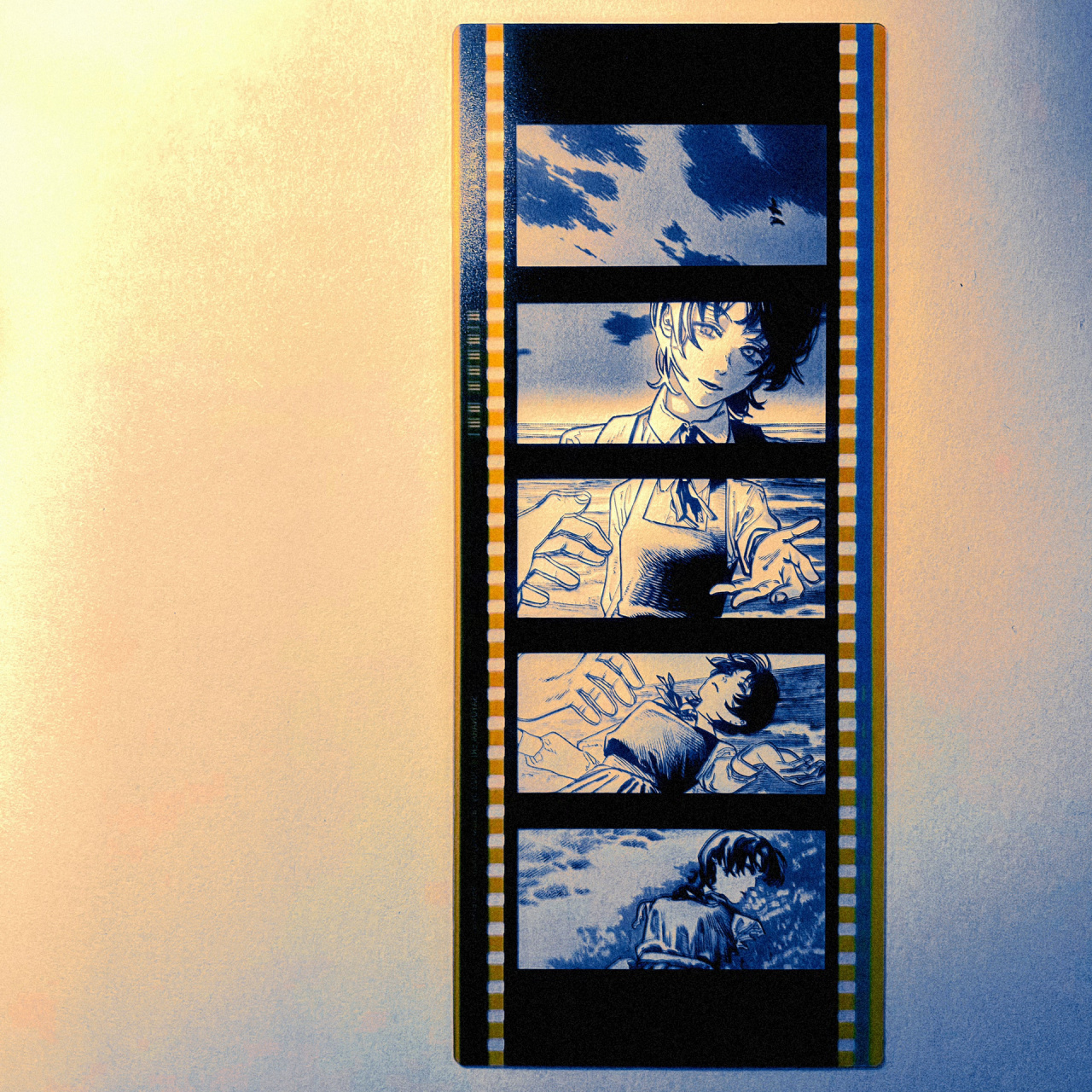 苯人最高谷美水平( 再见绘梨漫画首刷限定胶片 p1背景图源来自博主请