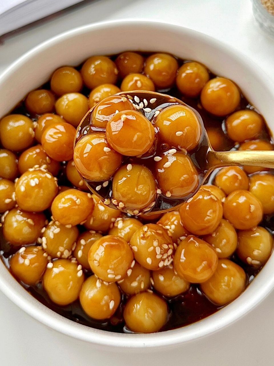 哈喽姐妹们～ 今日分享软糯q弹的03红糖小圆子!