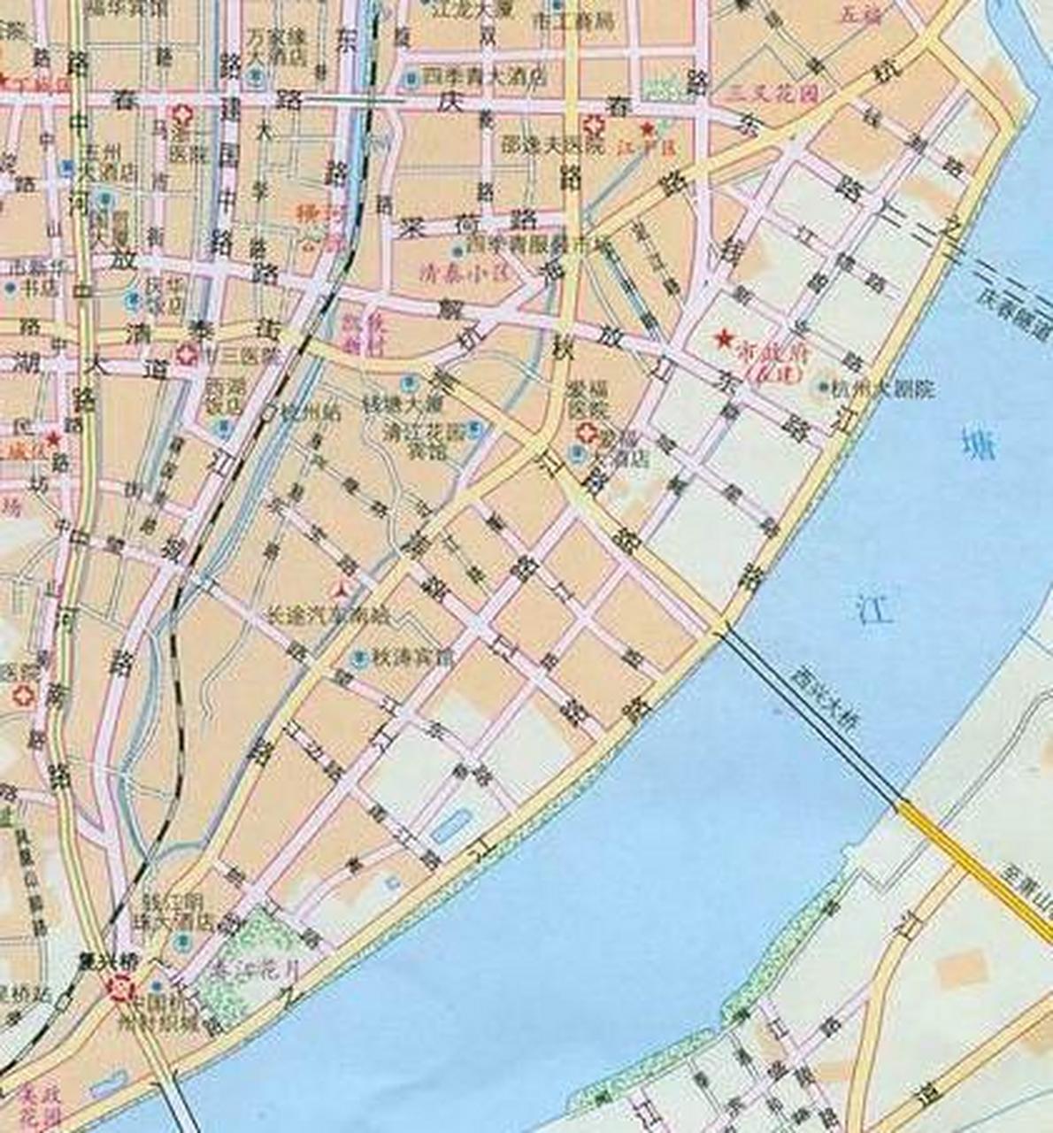 钱江新城的道路,南北方向不少以浙江的大江大河来命名,从西到东分别