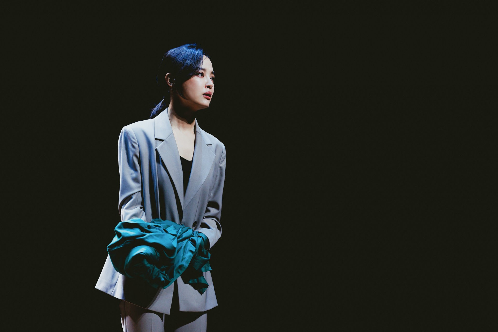 每一个瞬间都凝聚成发声的勇气@辛芷蕾  @辛芷蕾话剧初步举证