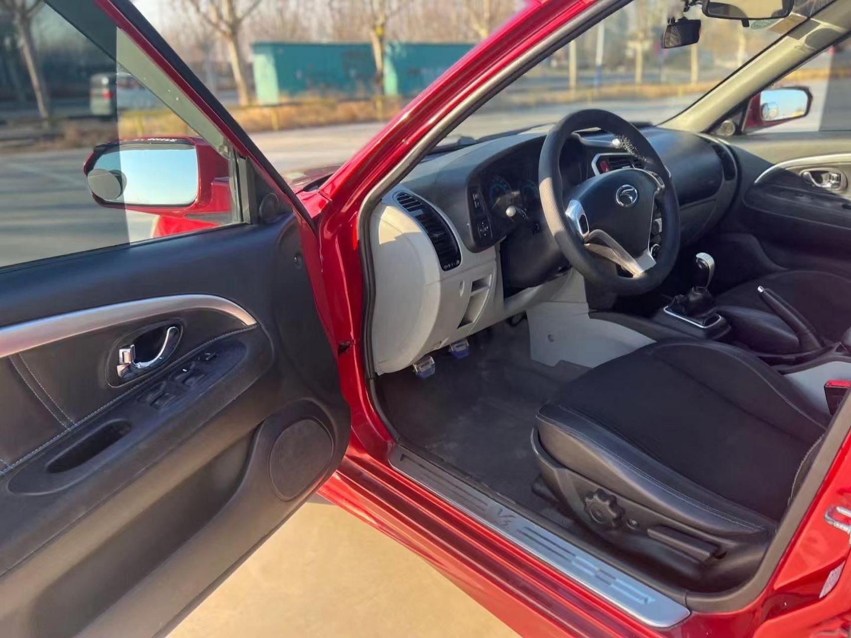 2015年东南v3菱悦 手动风采版 三菱发动机 原车尾翼拉花 无钥匙进入无