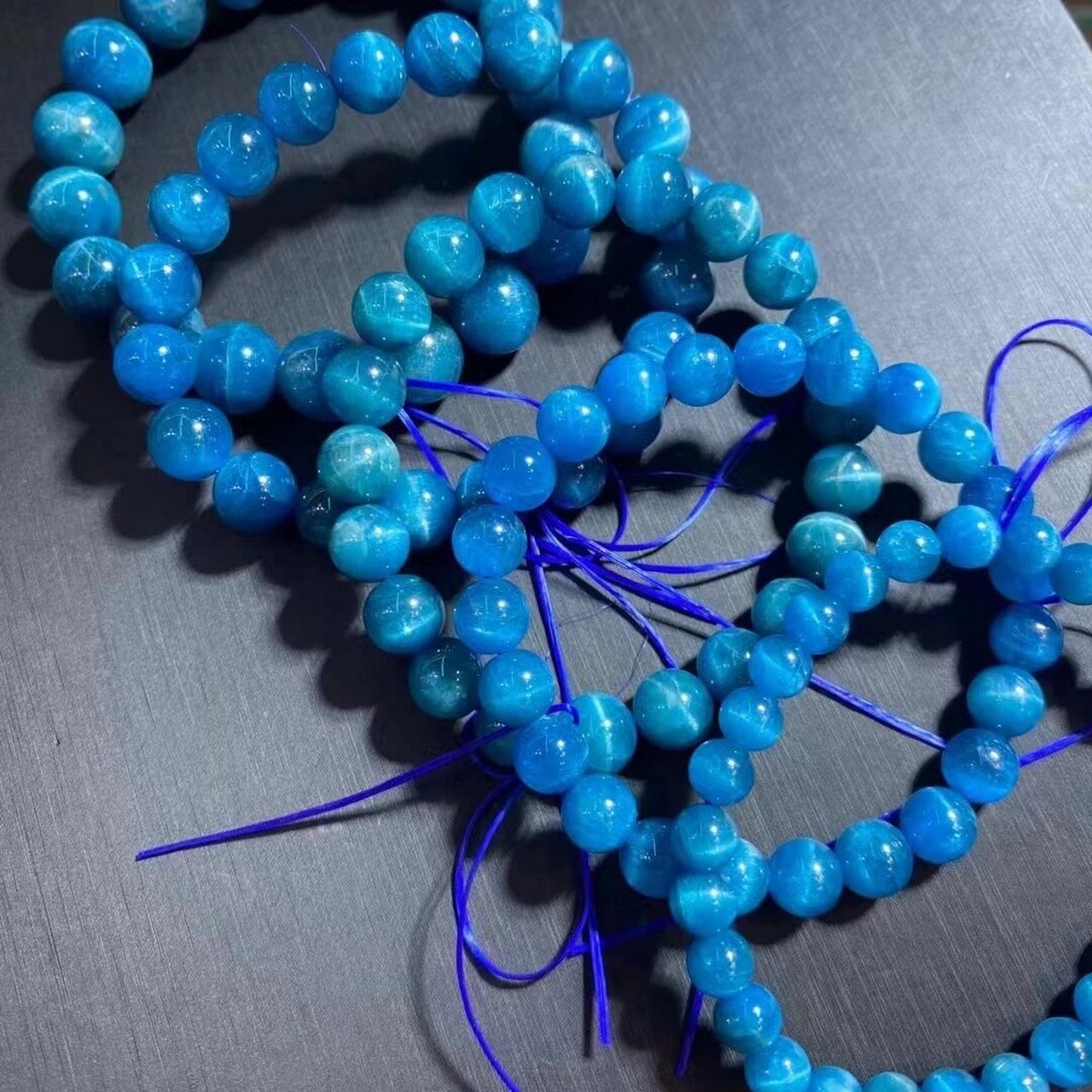 水晶科普——蓝磷辉 蓝磷灰 是一种非常和平的宝石 可以使经常意见不