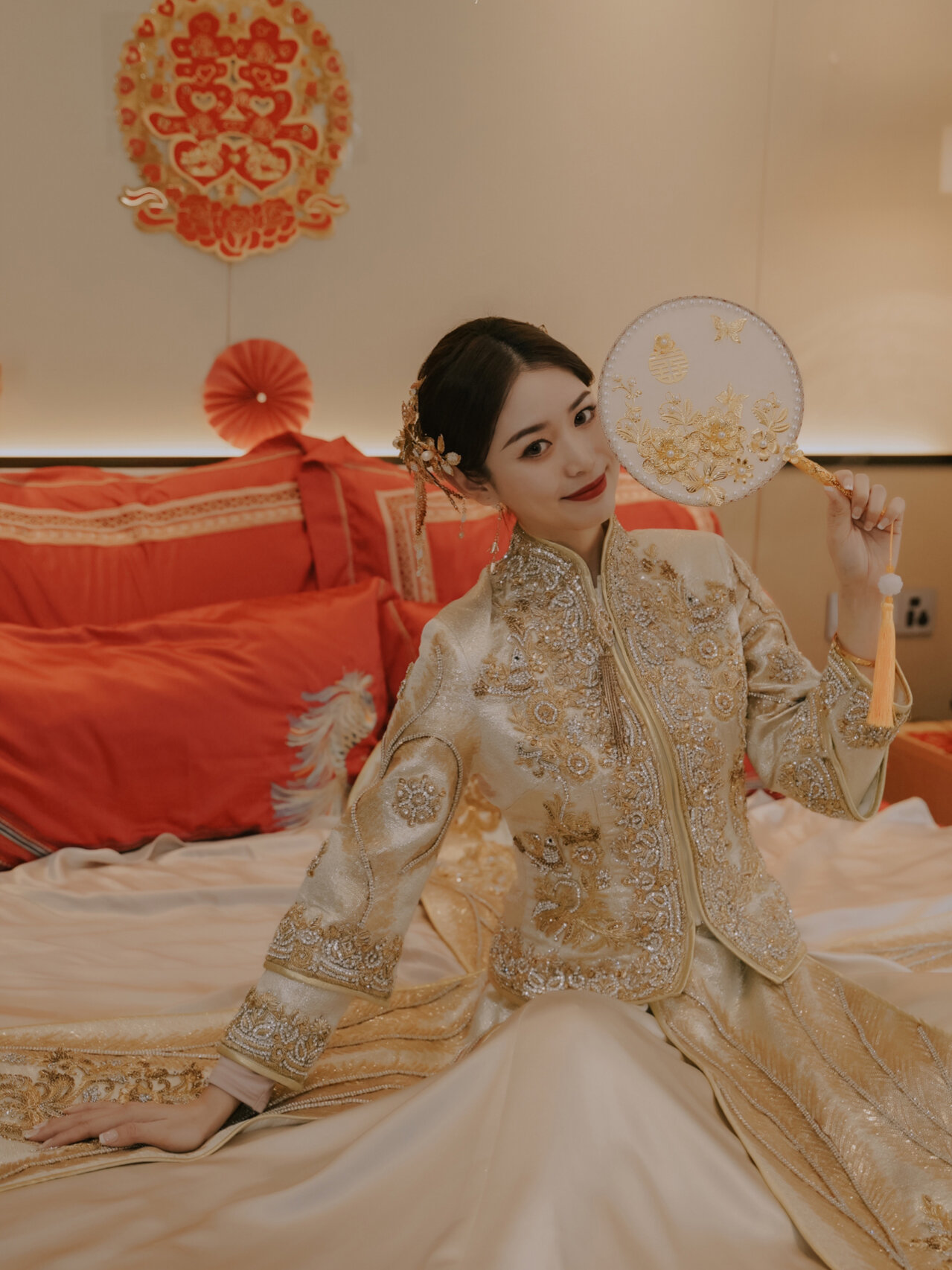 婚礼造型(二)|自带光圈的金色秀禾服969969♀15