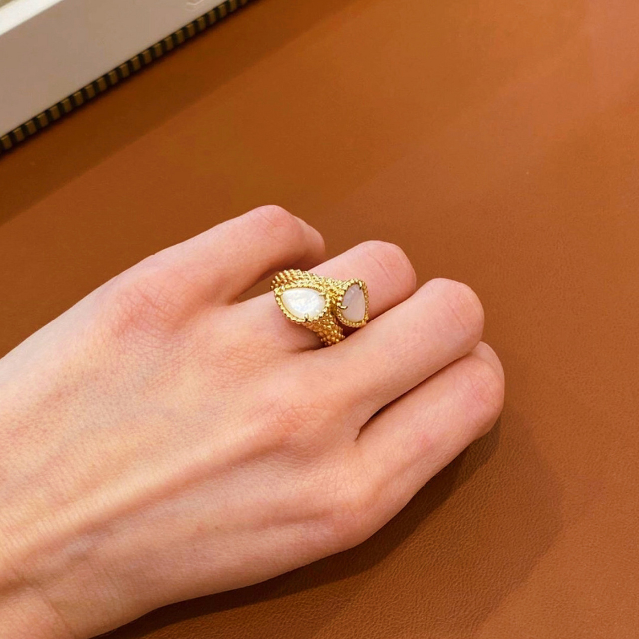 宝格丽serpenti seduttori蛇戒和宝诗龙的toi et moi (你和我)蛇戒.