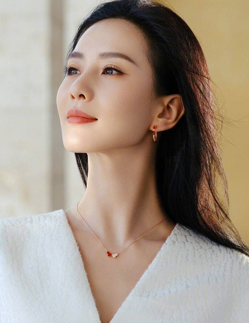 lifestylehunter# qeelin品牌代言人/n/刘诗诗>@刘诗诗