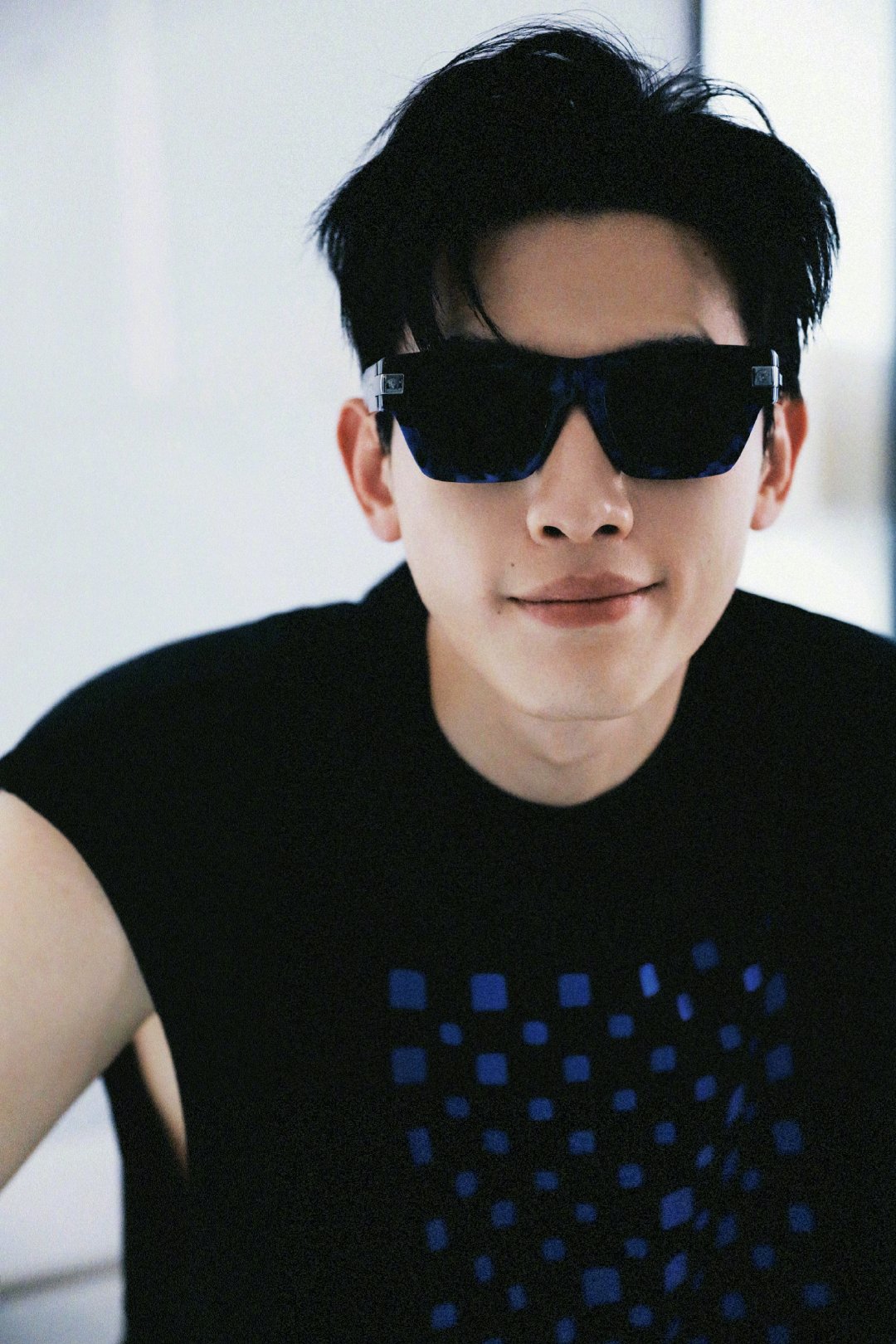 辛云来浴缸里拍大片辛云来肌肉线条 健康餐没有没吃!