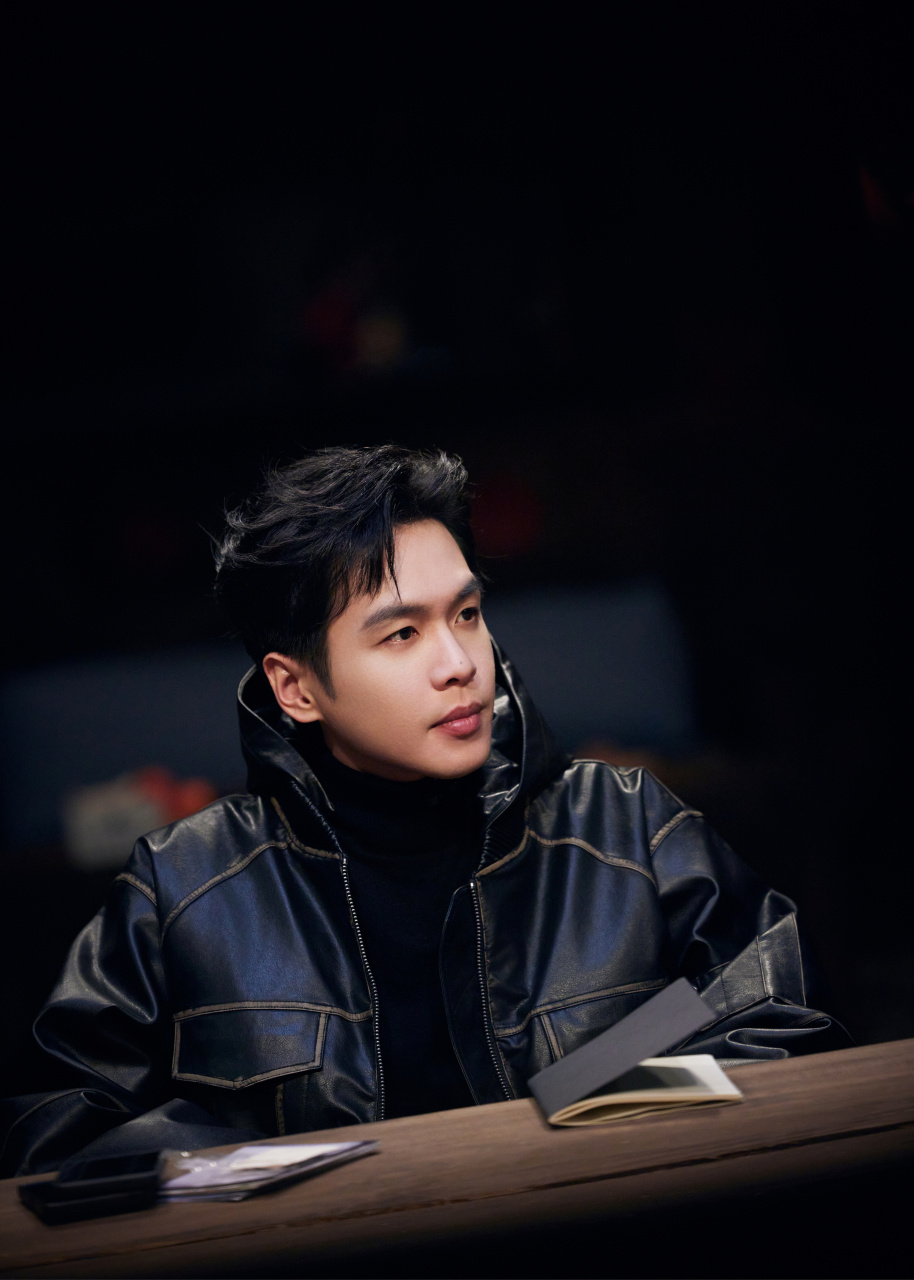 张若昀超话#大侦探# 追踪线索,危机迭起.