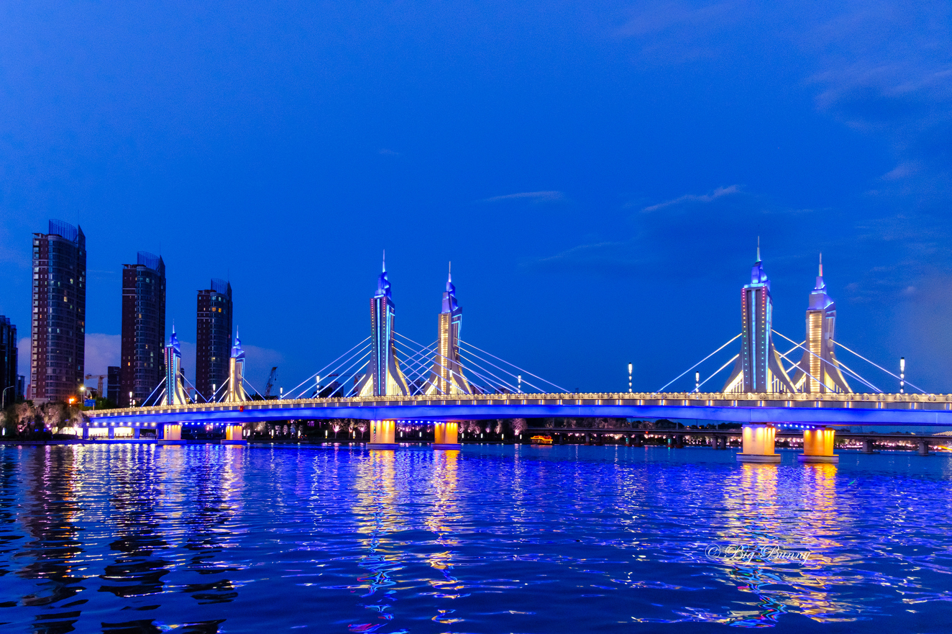 通州大运河上的玉带河桥灯光秀 ——2023-06-11 #遇见美好##摄影