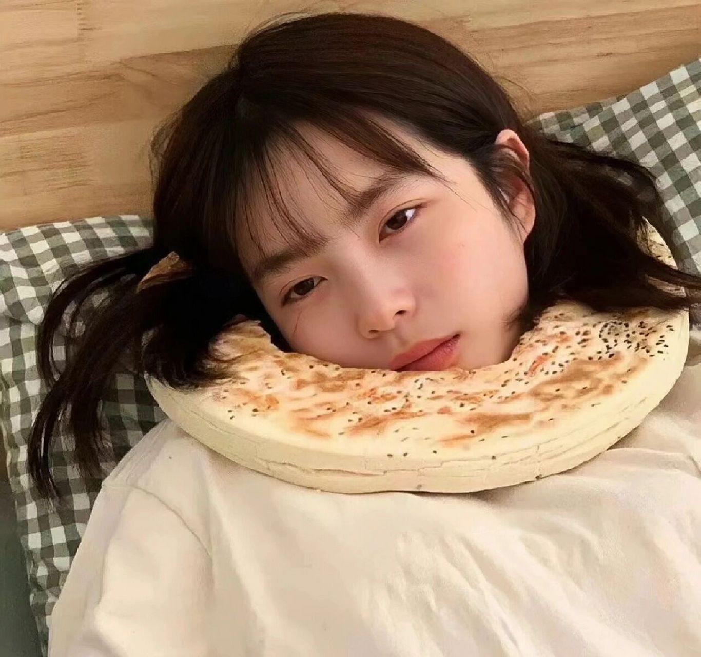 女生摆烂潇洒的头像.