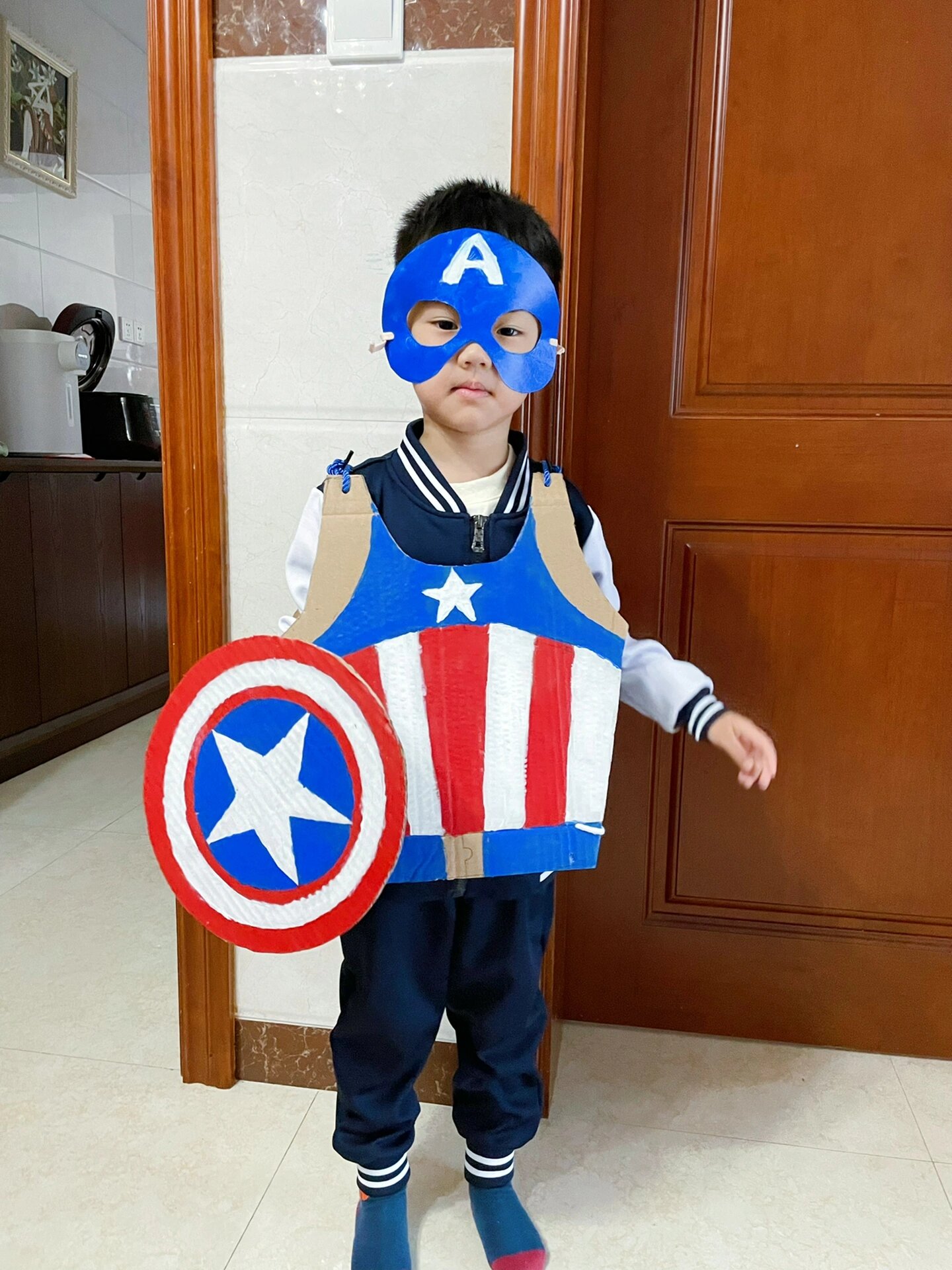 幼儿园环保服,低配版的美国队长