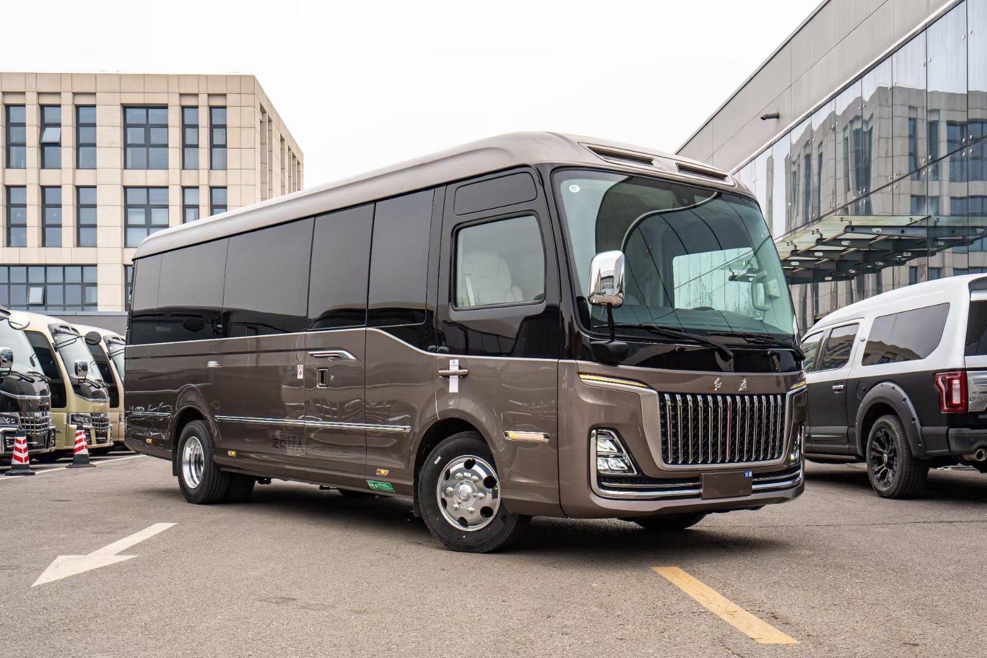 红旗国悦正式上架!红旗国悦12座定制商务舱