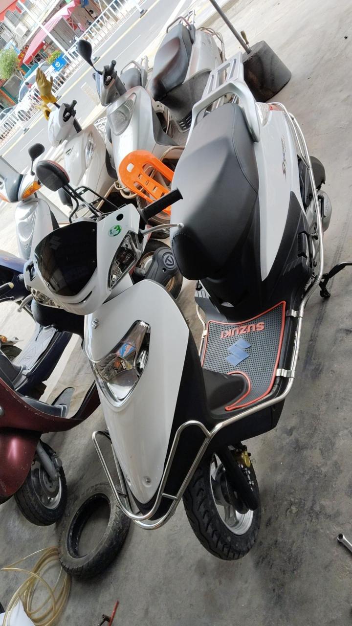 铃木天玉1台电喷125t,16年的美美精彩