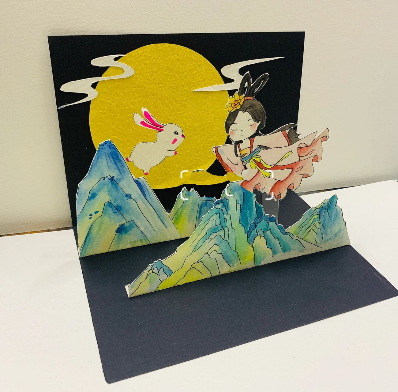 中秋节主题绘画 中秋节主题绘画,《嫦娥奔月》立体书