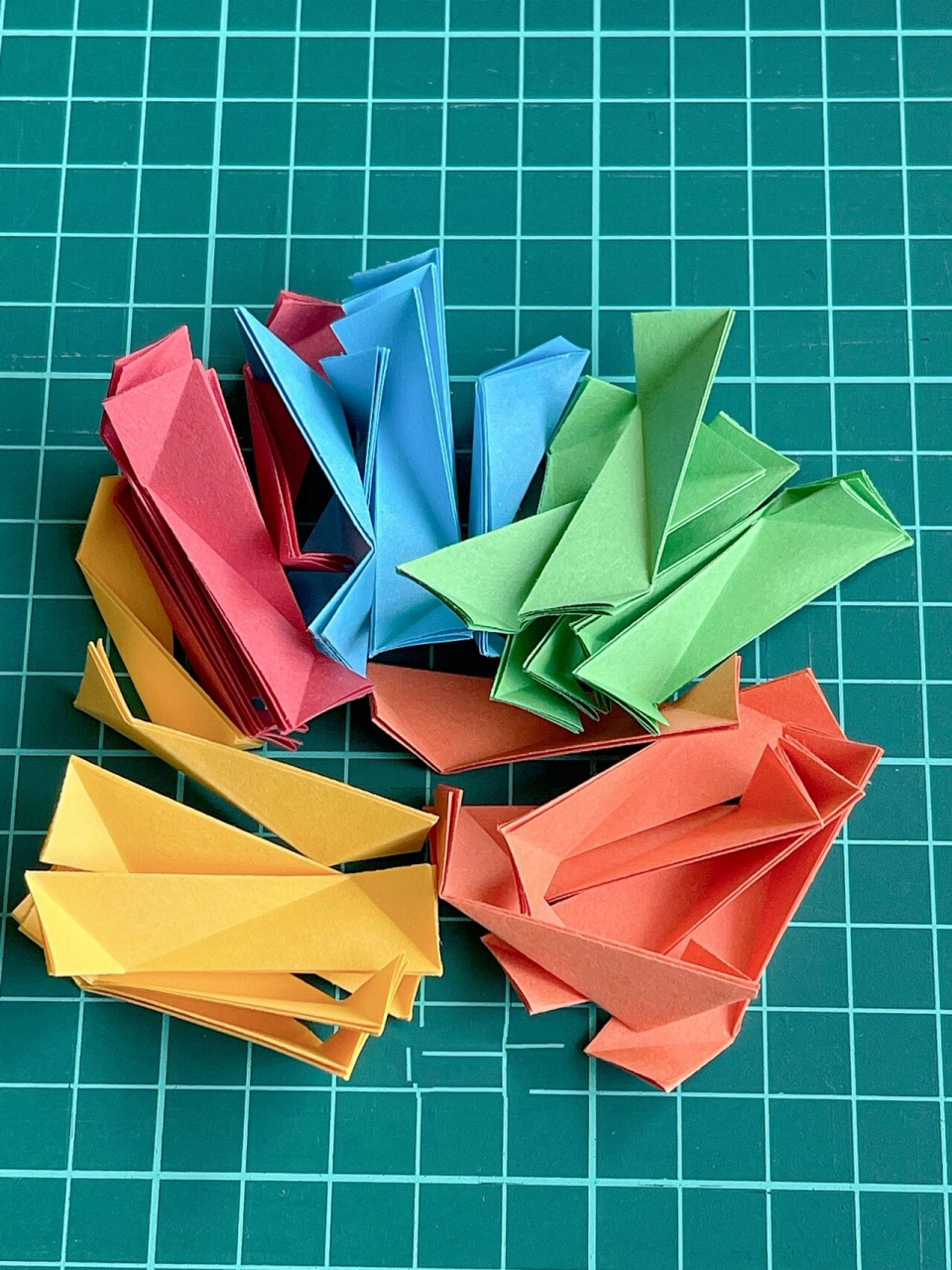 折纸十二面体dodecahedron 5cm×5cm 五个颜色每个颜色6张 总30张