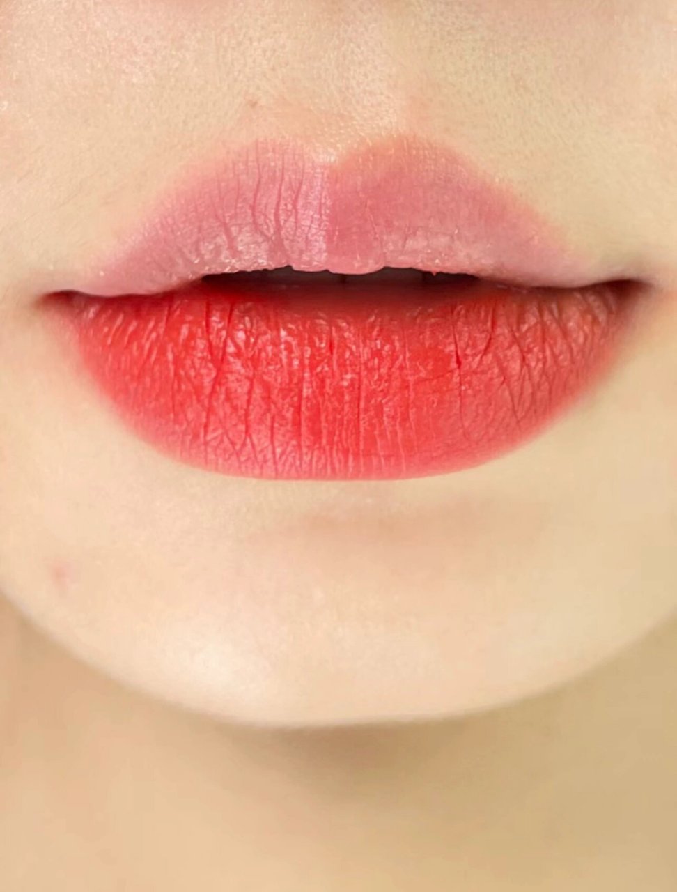 mac口红702 橙红色真的很显白也很日常 9058 mac口红702 橙红色真的