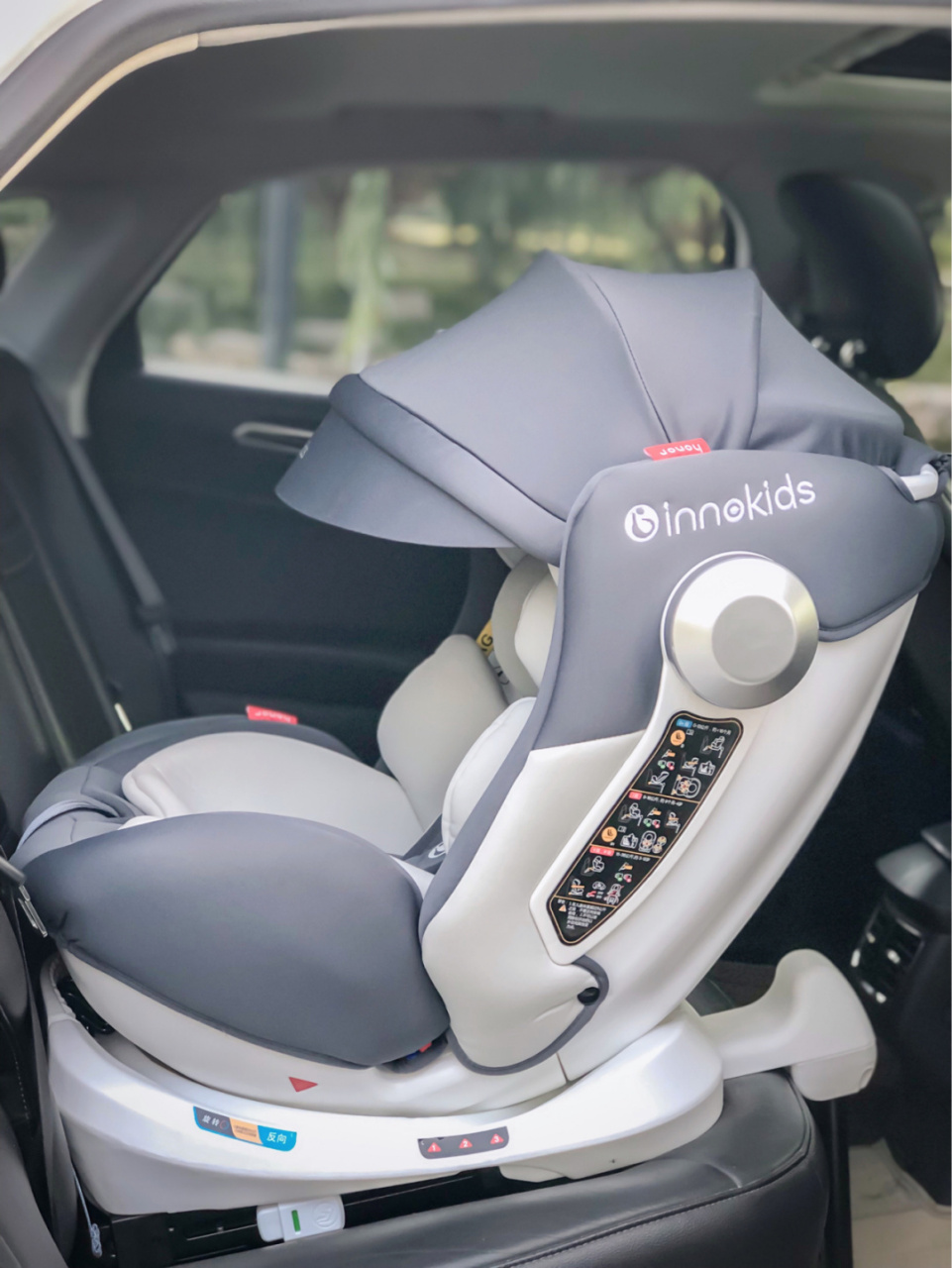 宝宝座椅💺有多重要就不用我多说了吧,开车出门宝宝的🆚需品,但有