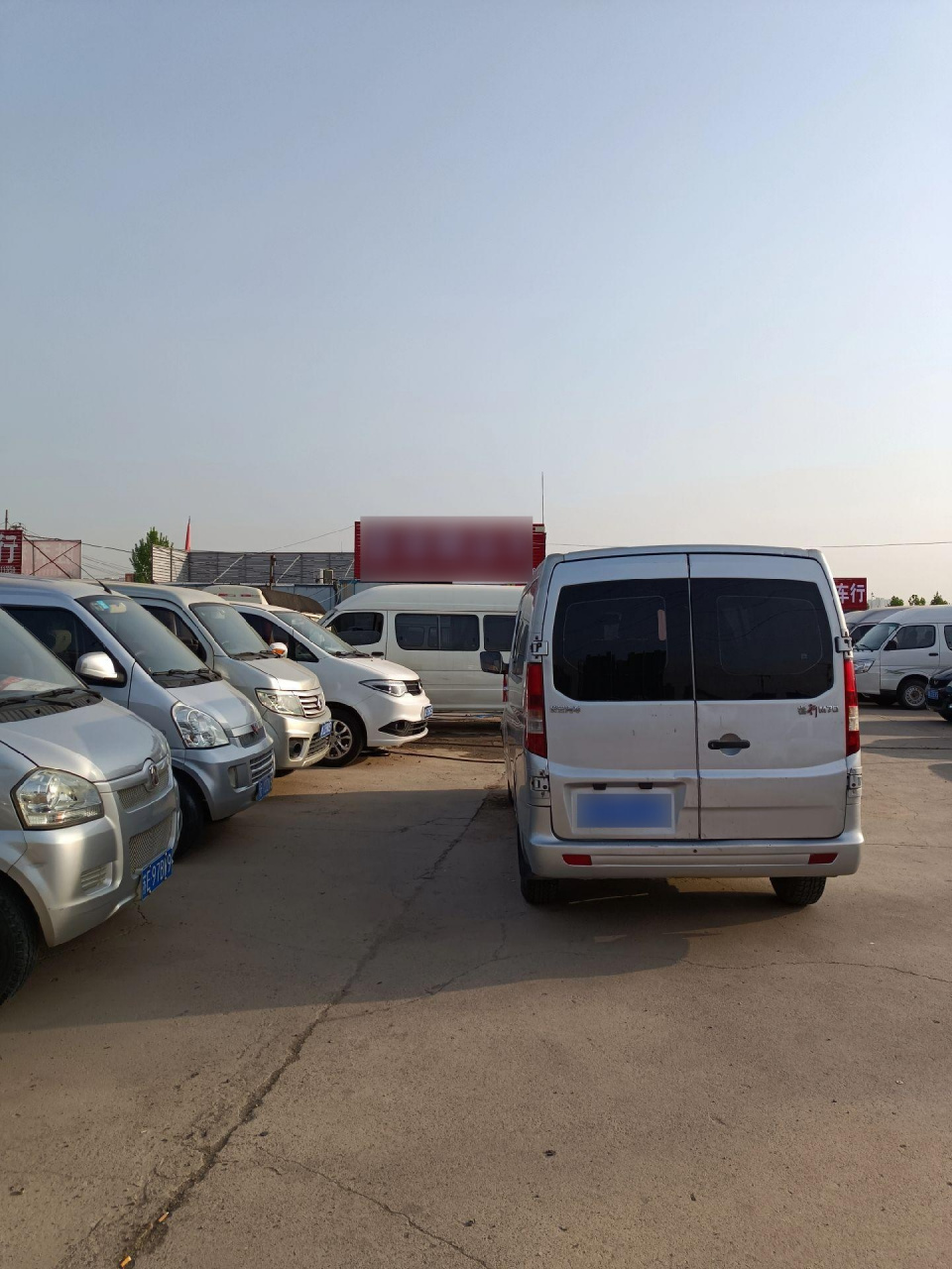 附近回收二手车市场(附近收旧车的)