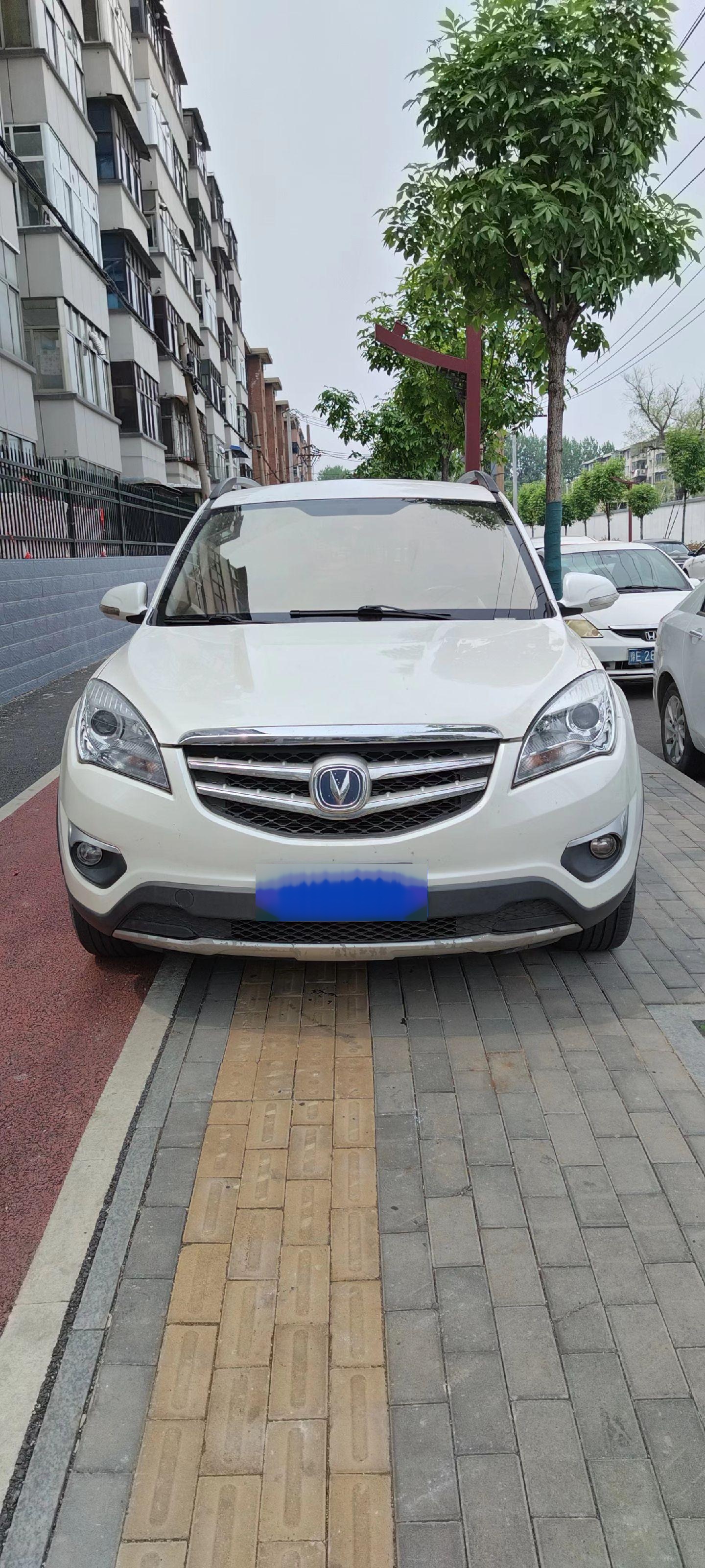 15年长安cs35,手动挡,车况精品,一万大