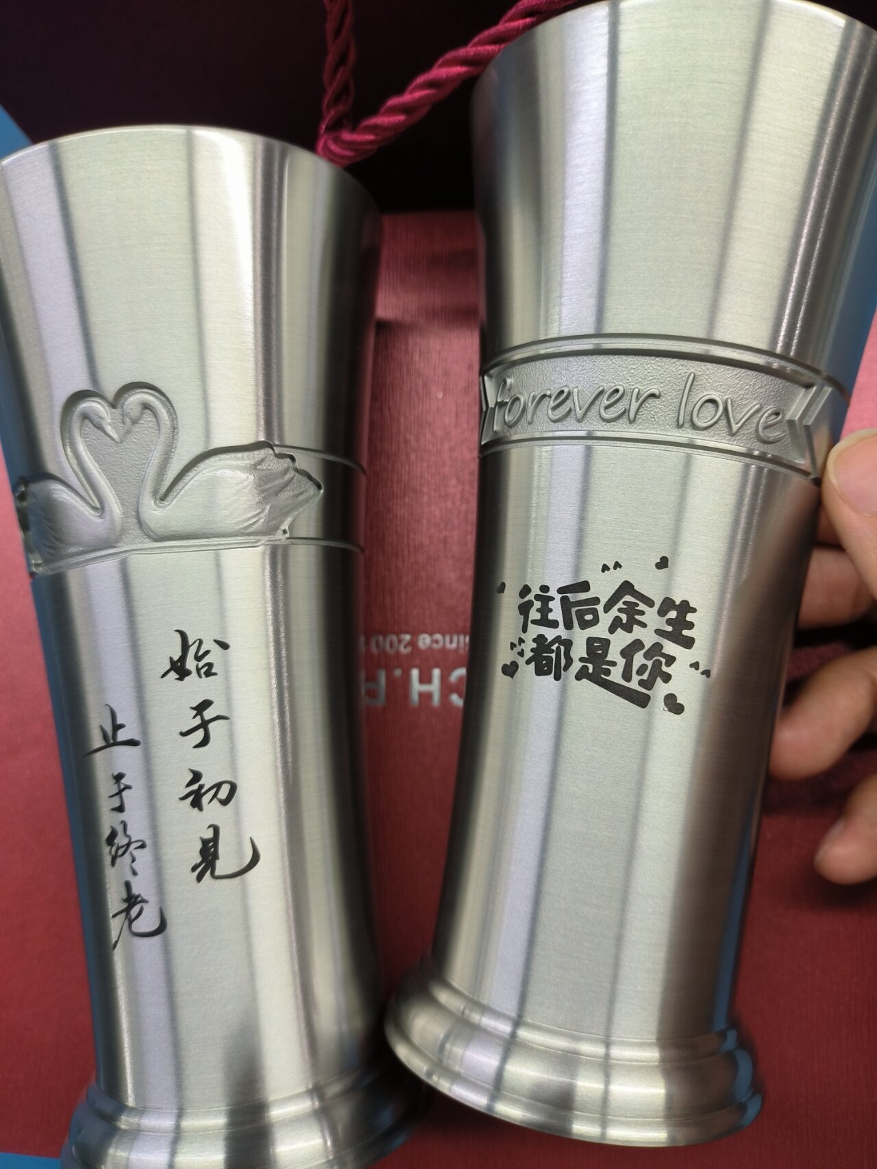 送老公结婚十周年礼物|用他的名字刻在杯子 78从校服到婚纱 一年四