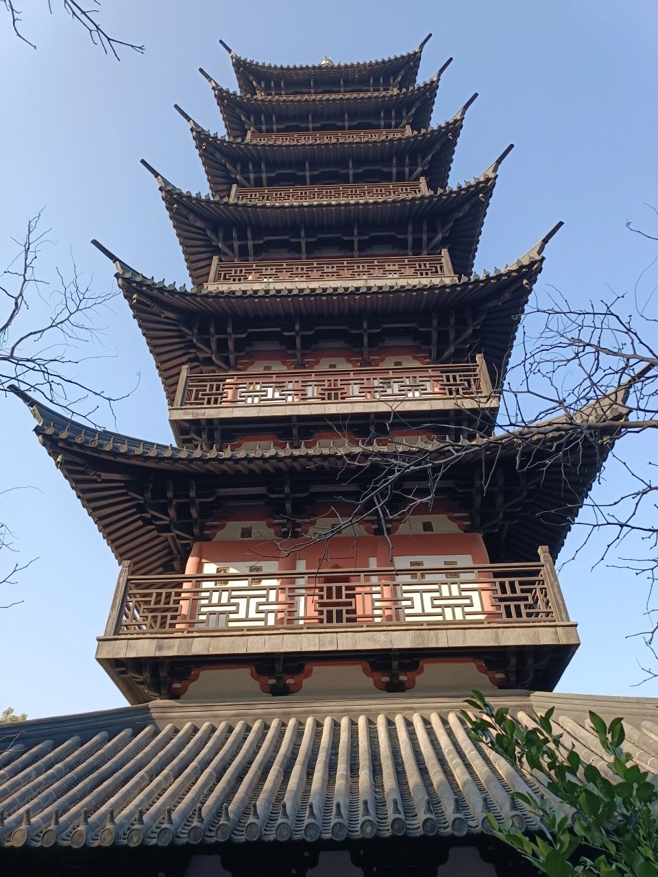 松江李塔之行 李塔位于松江塔汇公路李塔街延寿寺内.