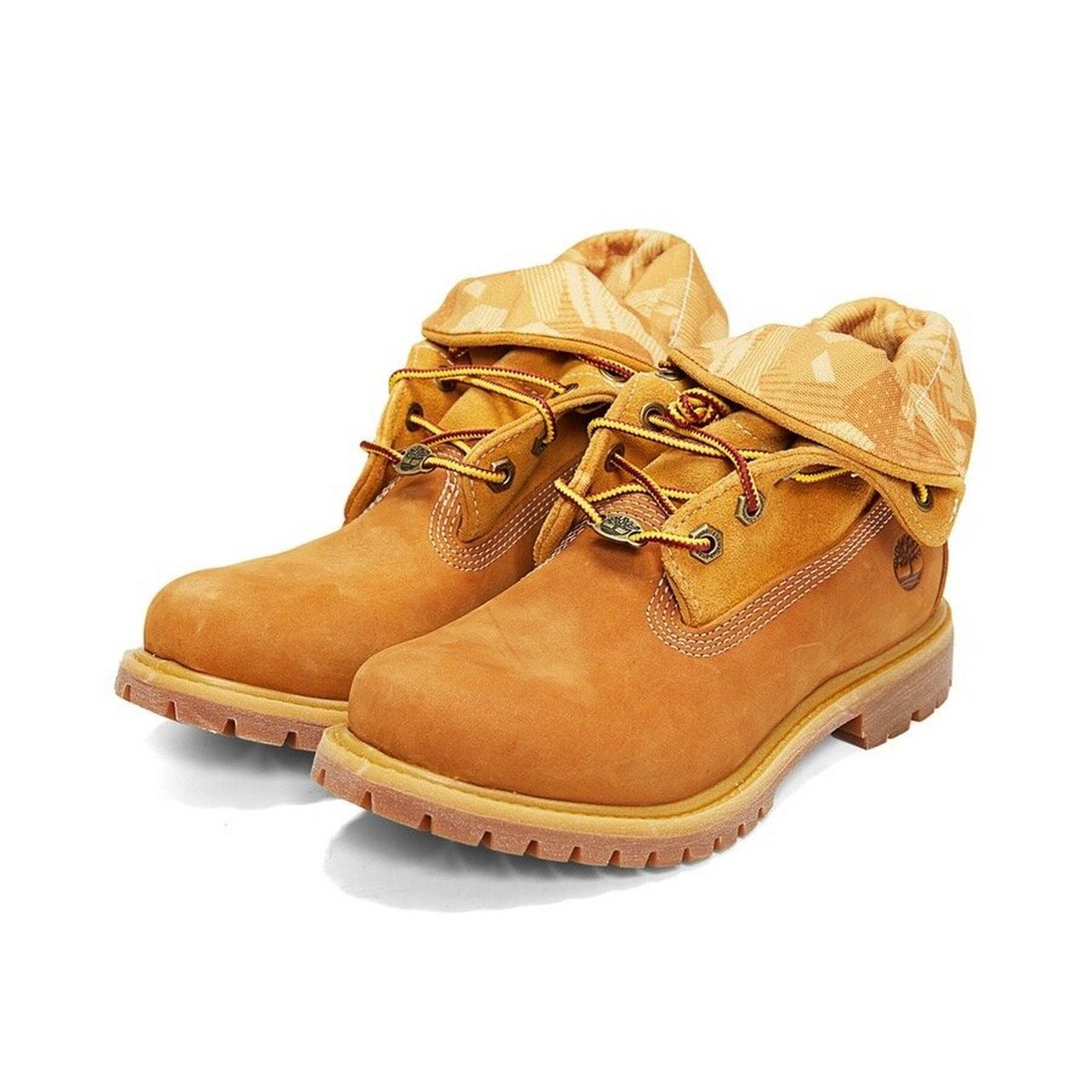 添柏岚翻靴来袭～ 秋季新品翻靴到货啦 喜欢的宝子们可以到店选购哦