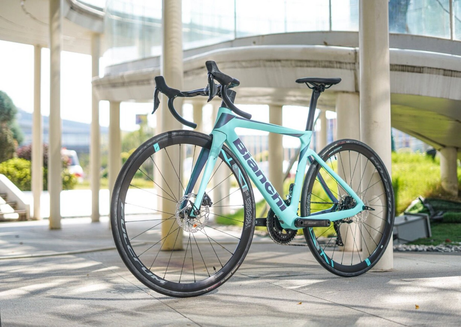 24款bianchi 入門氣動公路車oltre race 繼bianchi oltre氣動公路車