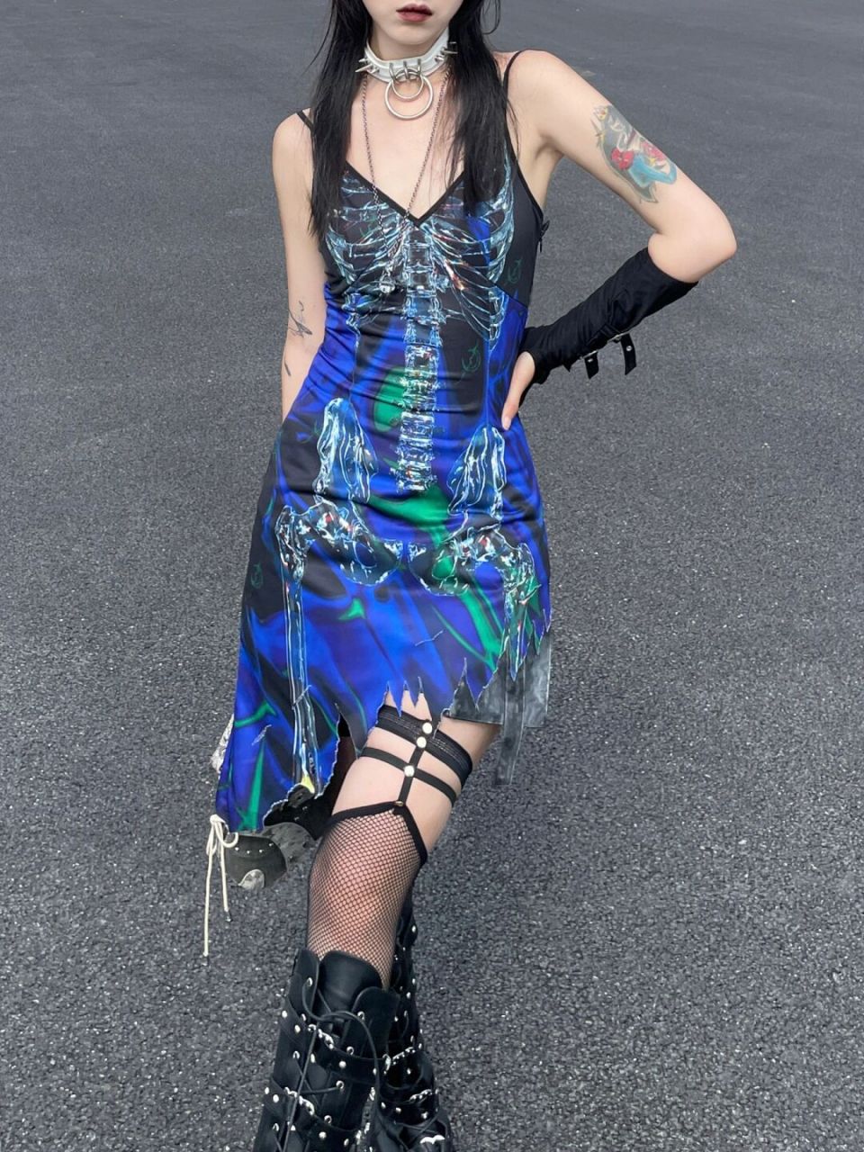 ootd赛博朋克70亚文化756103蓝色预警 辣妹穿搭 有点小酷 .