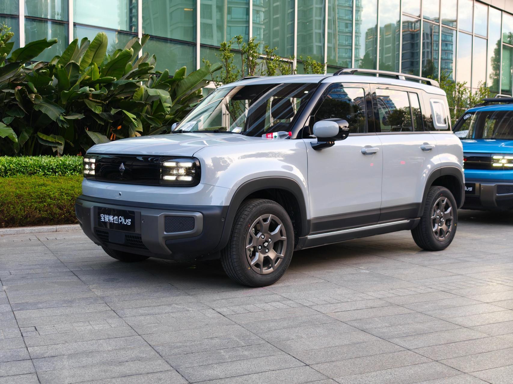 宝骏悦也plus发布五款潮流车色.深空黑,碧空蓝,云海白,云雾灰,极光绿