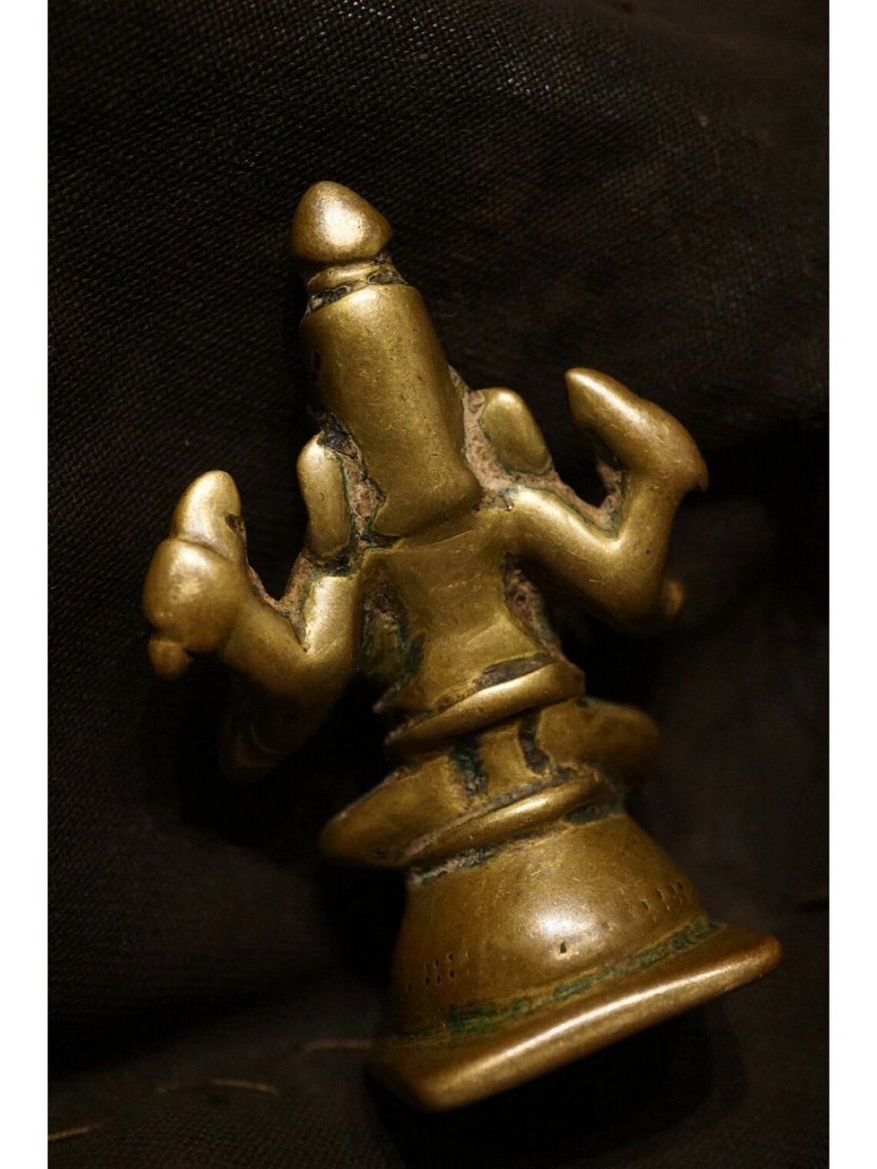 清代早期 17世纪四臂象鼻财神寸佛 清代早期 17世纪四臂象鼻财神寸佛